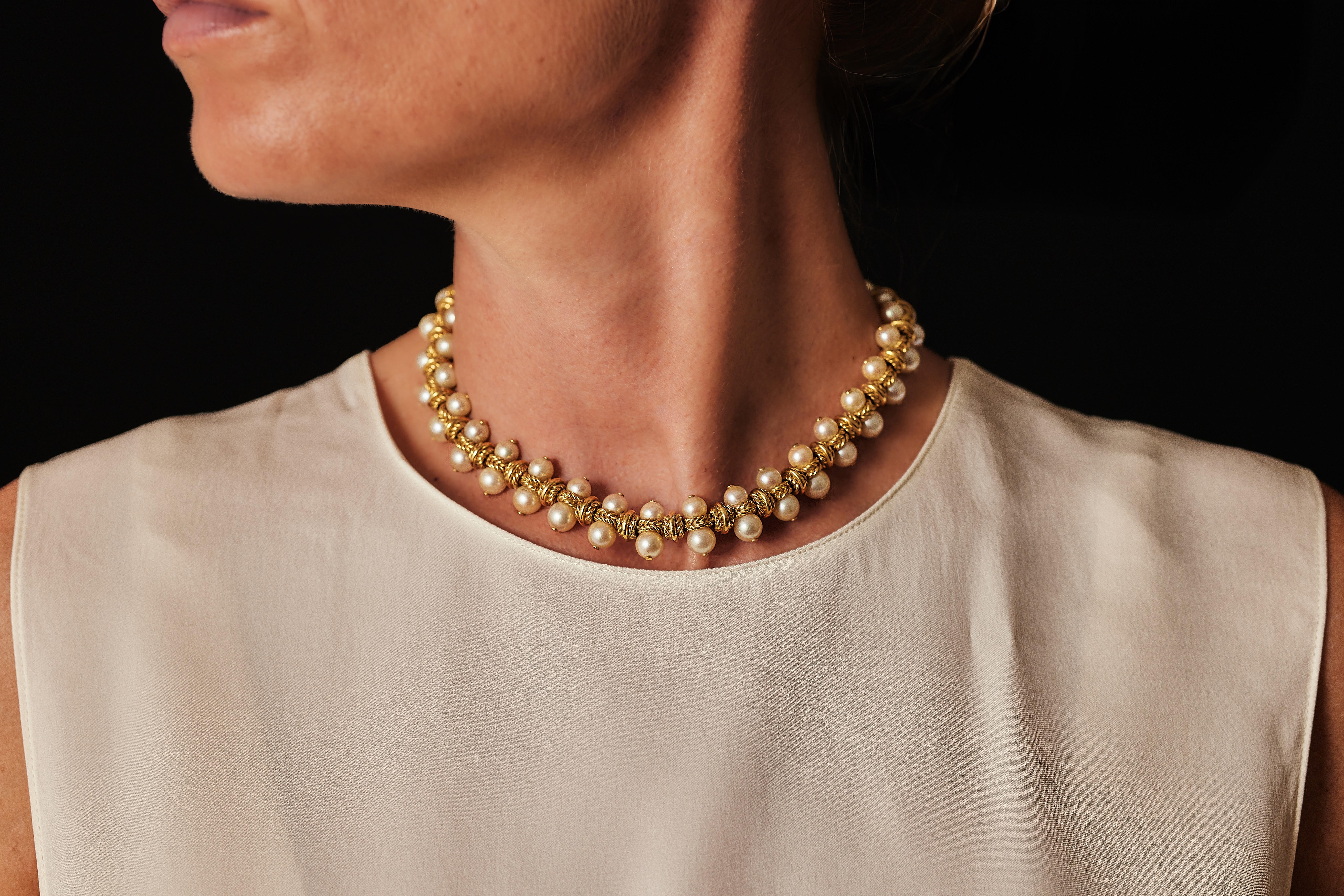 French gold jewelry from the 1970s often featured bold, textured, and sculptural designs, and the rope motif was a very popular style during that era. Rope-style chains and motifs are meant to look like twisted cords, giving a sense of texture,