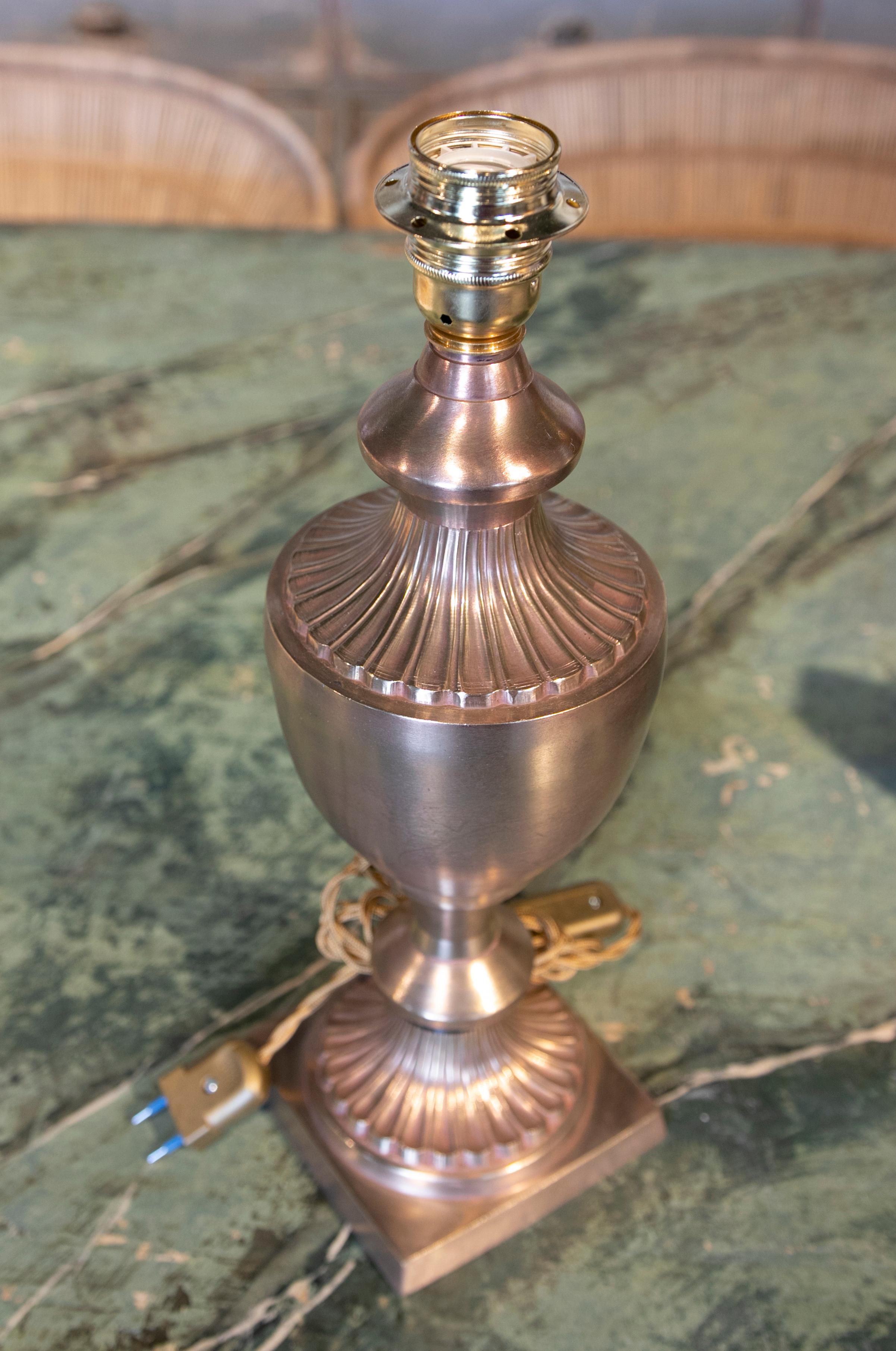 1970s French Golden Metal Table Lamp For Sale 7
