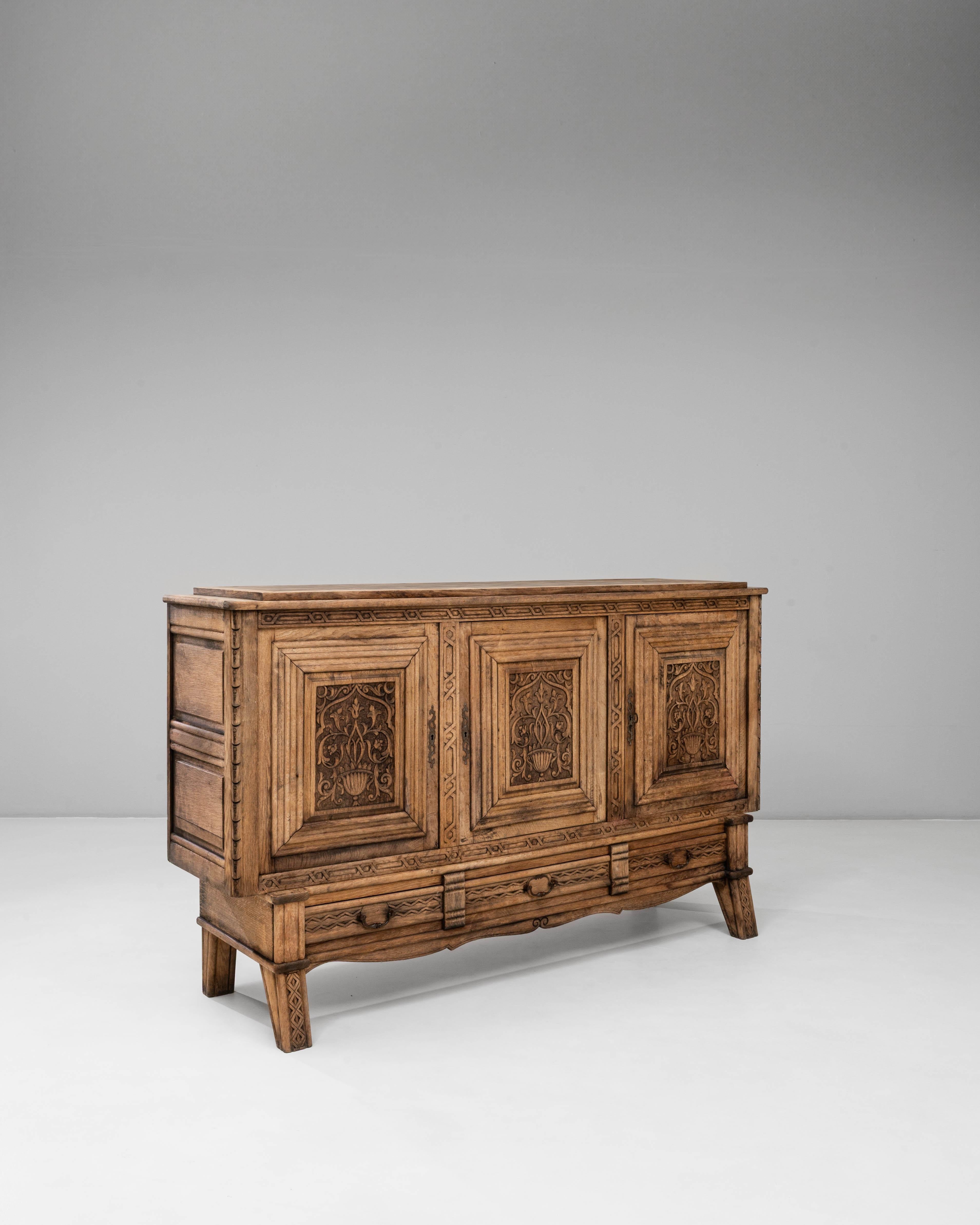 1970s French Gothic Revival Carved Oak Sideboard For Sale 1