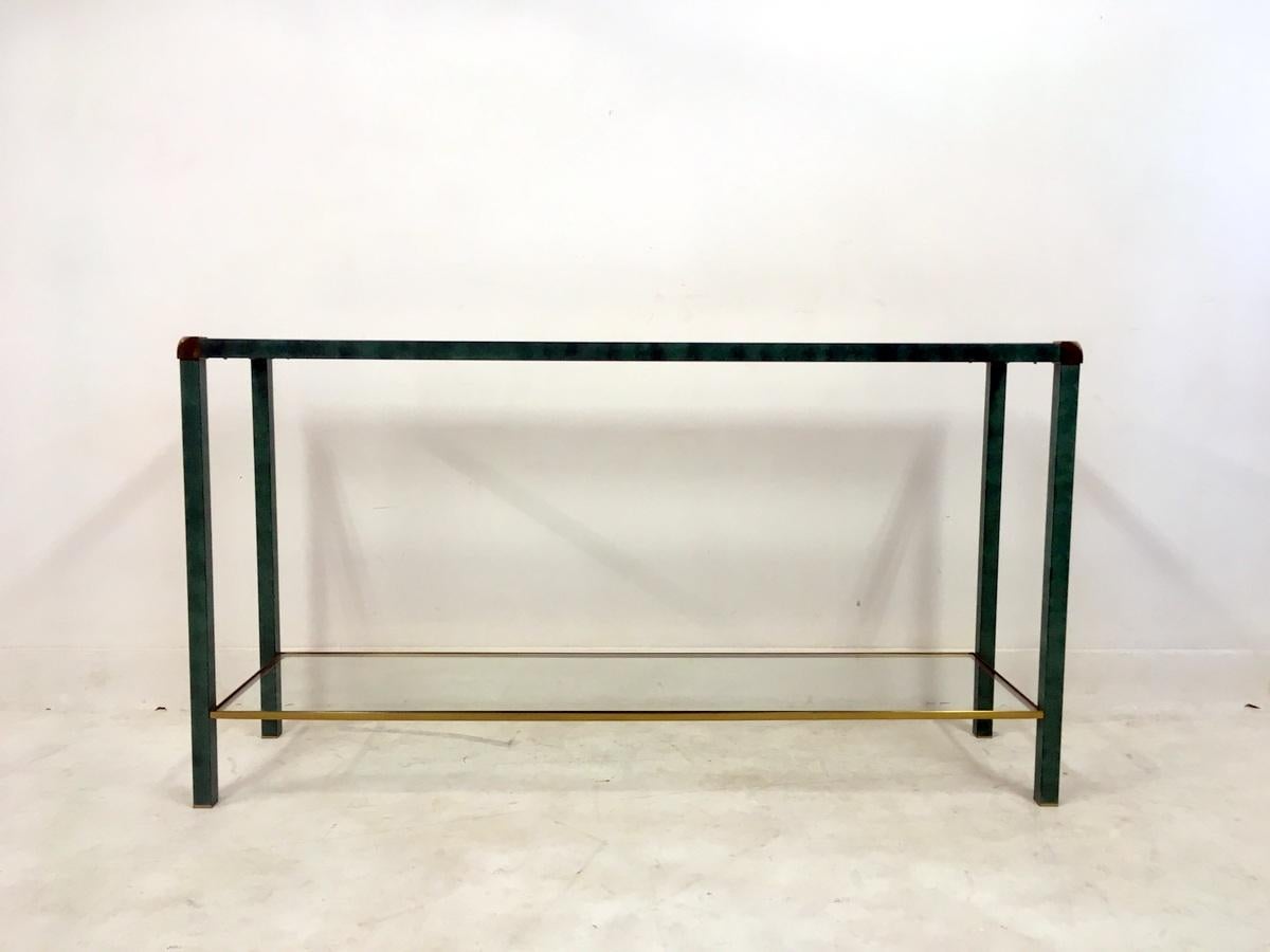 Green console table
Brass corners, shelf banding and feet
Two tier
Metal frame
1970s, French.