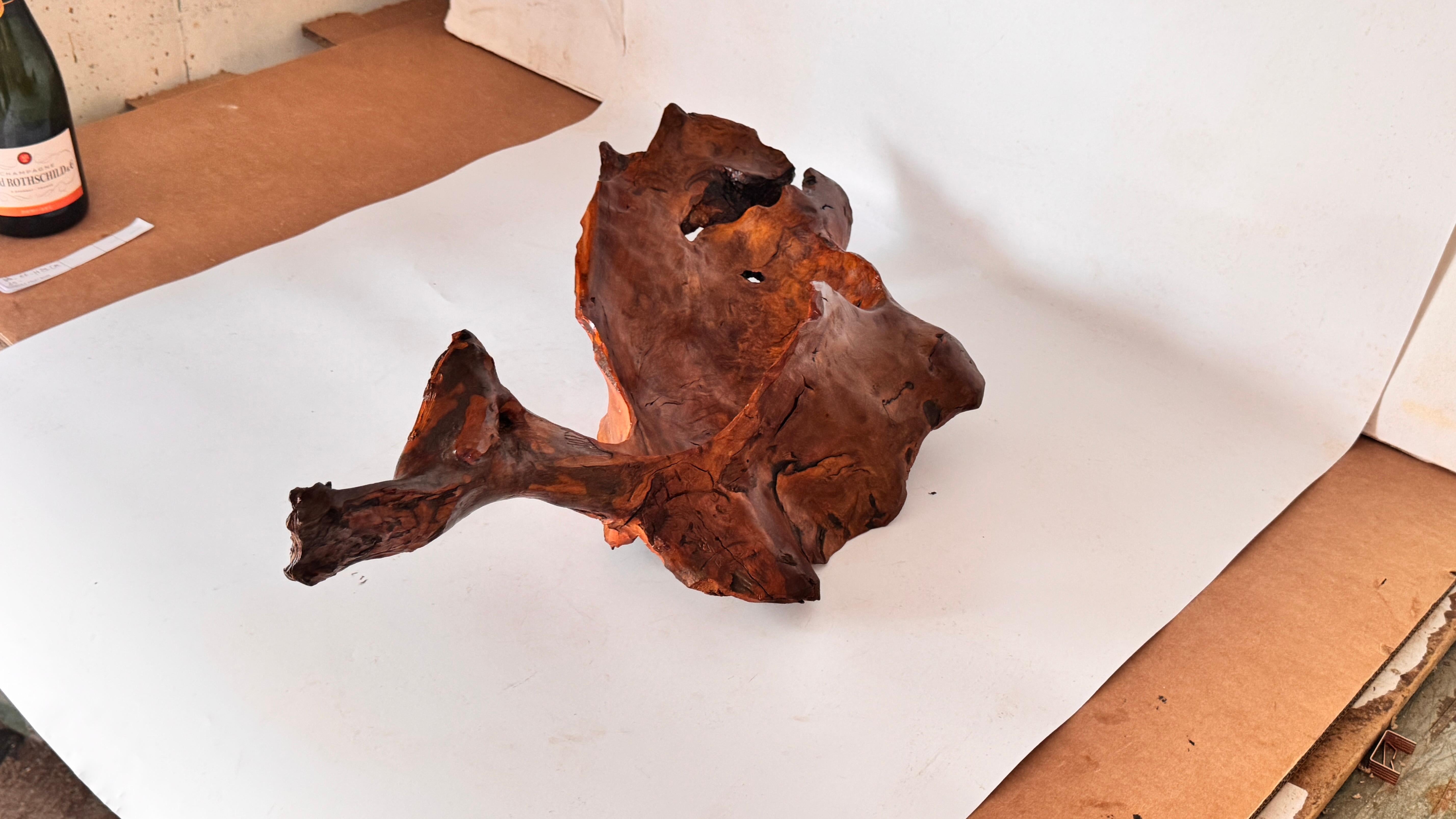 Fin du 20e siècle Panier en bois sculpté à la main dans les années 1970 - Centre de table décoratif patiné en vente