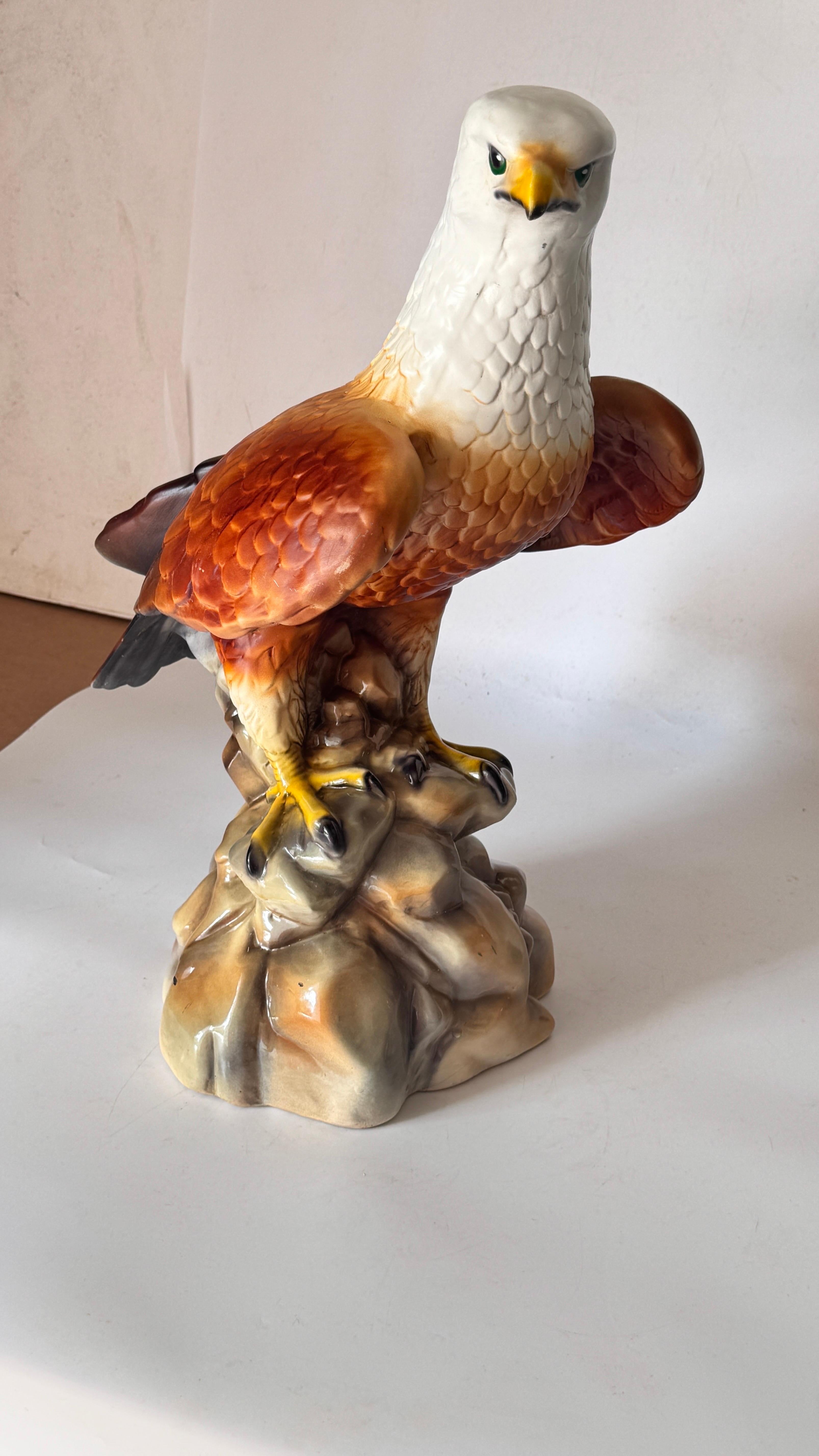 1970s French Hand-Painted Ceramic Eagle Sculpture Large-Scale Decor For Sale 11