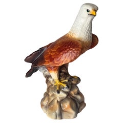 Sculpture d'aigle française des années 1970 peinte à la main et décorée à grande échelle