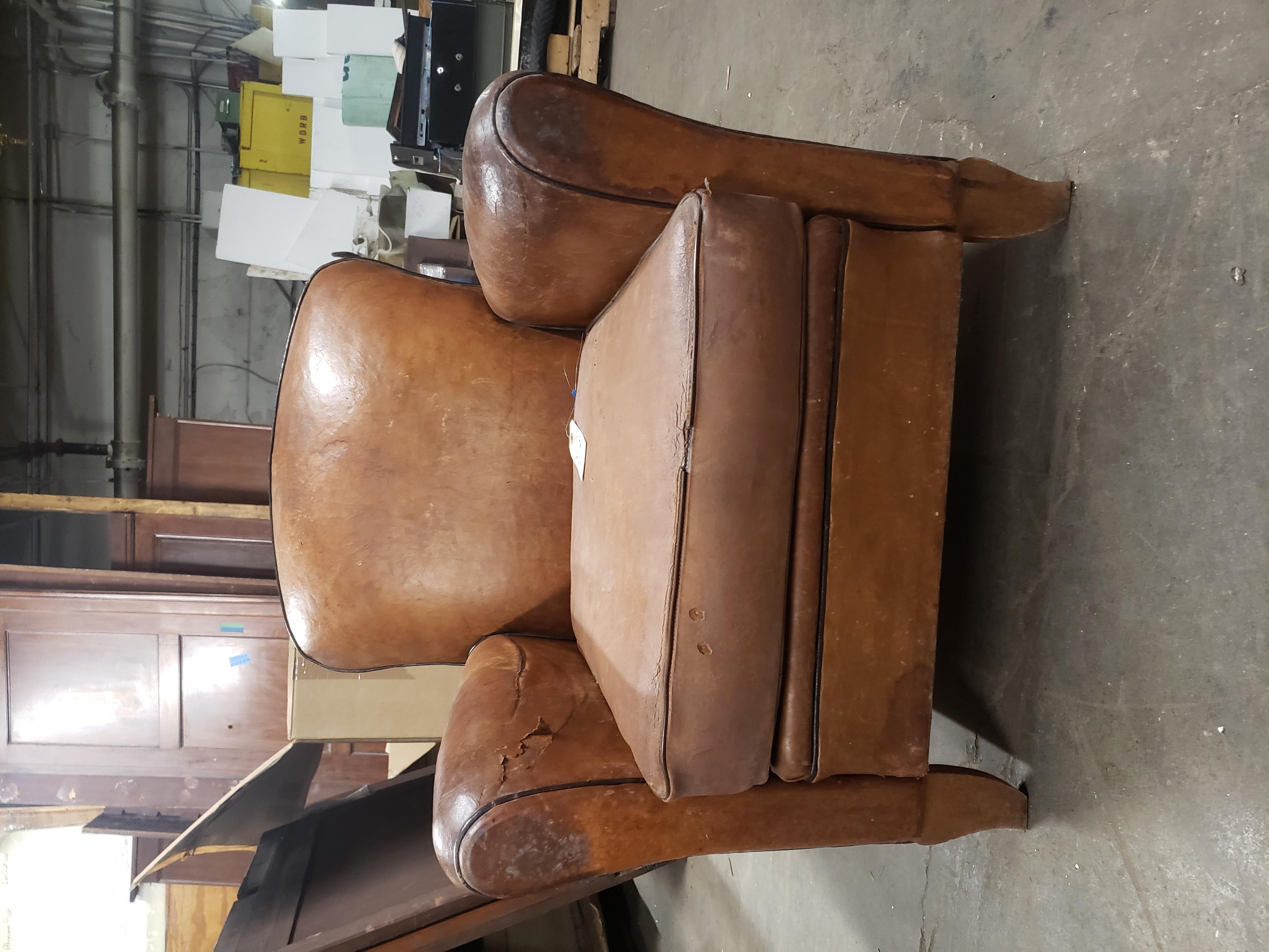 1970s French Leather Vintage Club Chair 1