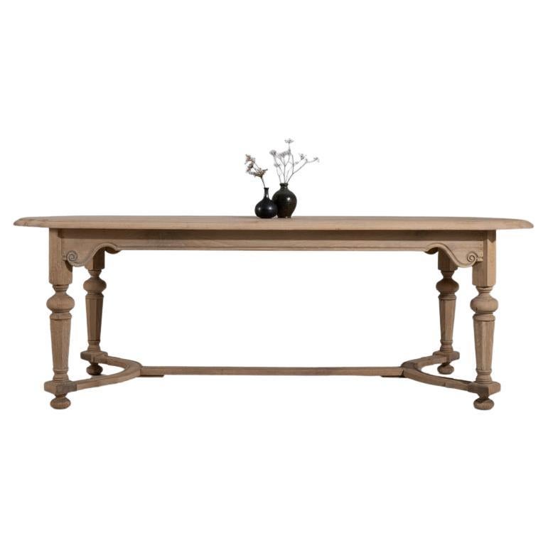 1970s French Louis XIII Style Oak Dining Table For Sale