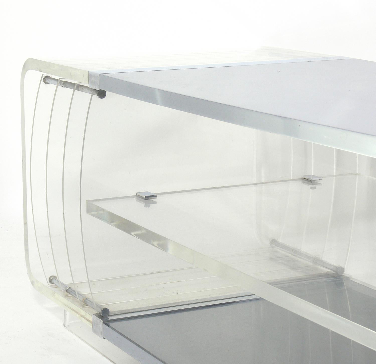 Table basse en lucite française des années 1970 attribuée à Rena Dumas Bon état à Atlanta, GA