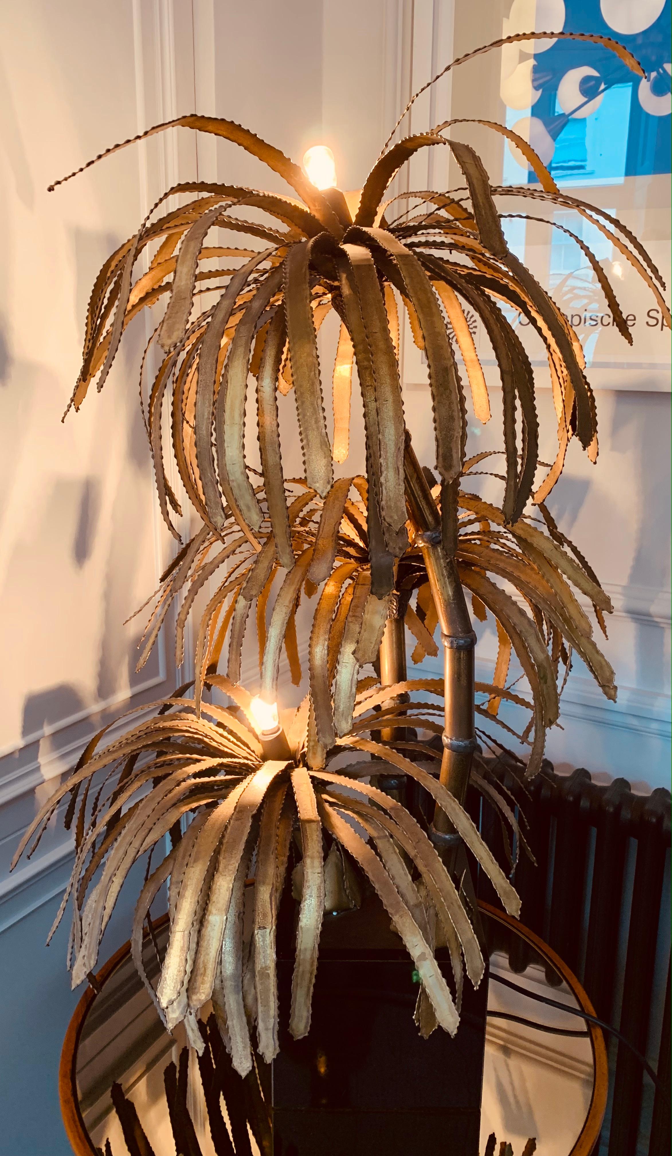 1970s French Maison Jansen Brass 3 Branch Palm Tree Table or Floor Lamp In Good Condition In London, GB