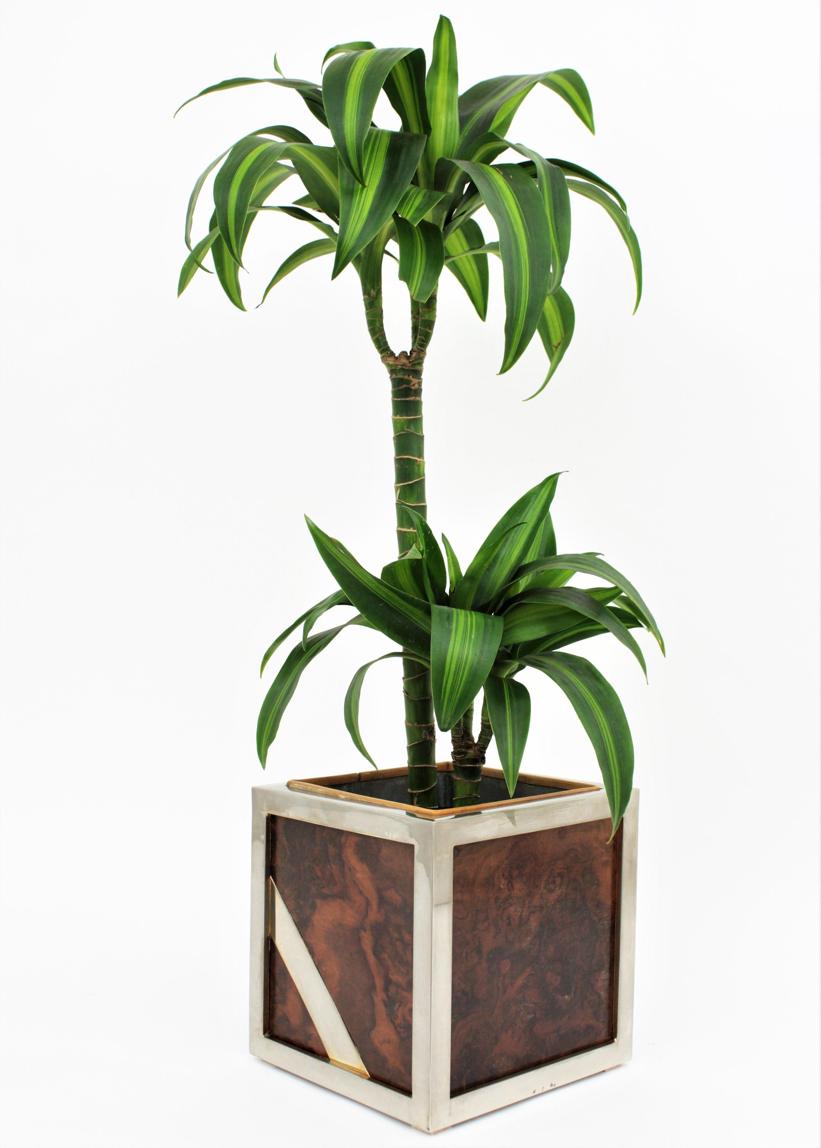 French Maison Lancel Inspired Planter in Walnut and Chromed Steel, 1970s For Sale