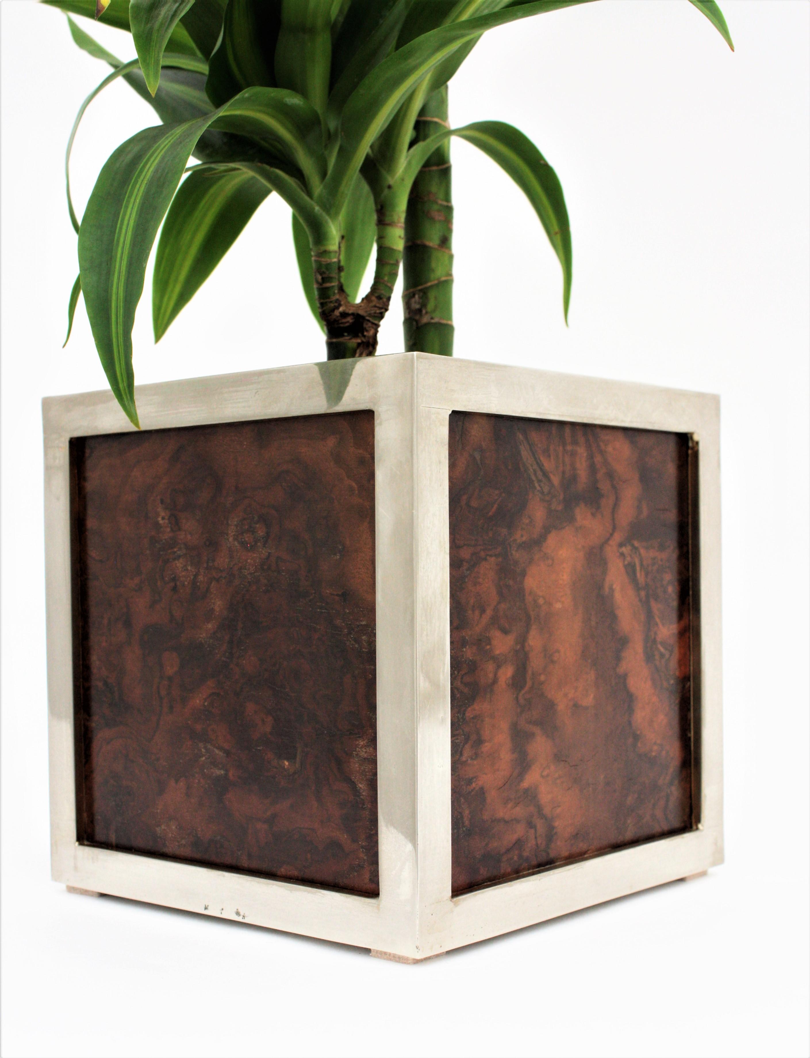 20th Century Maison Lancel Inspired Planter in Walnut and Chromed Steel, 1970s For Sale