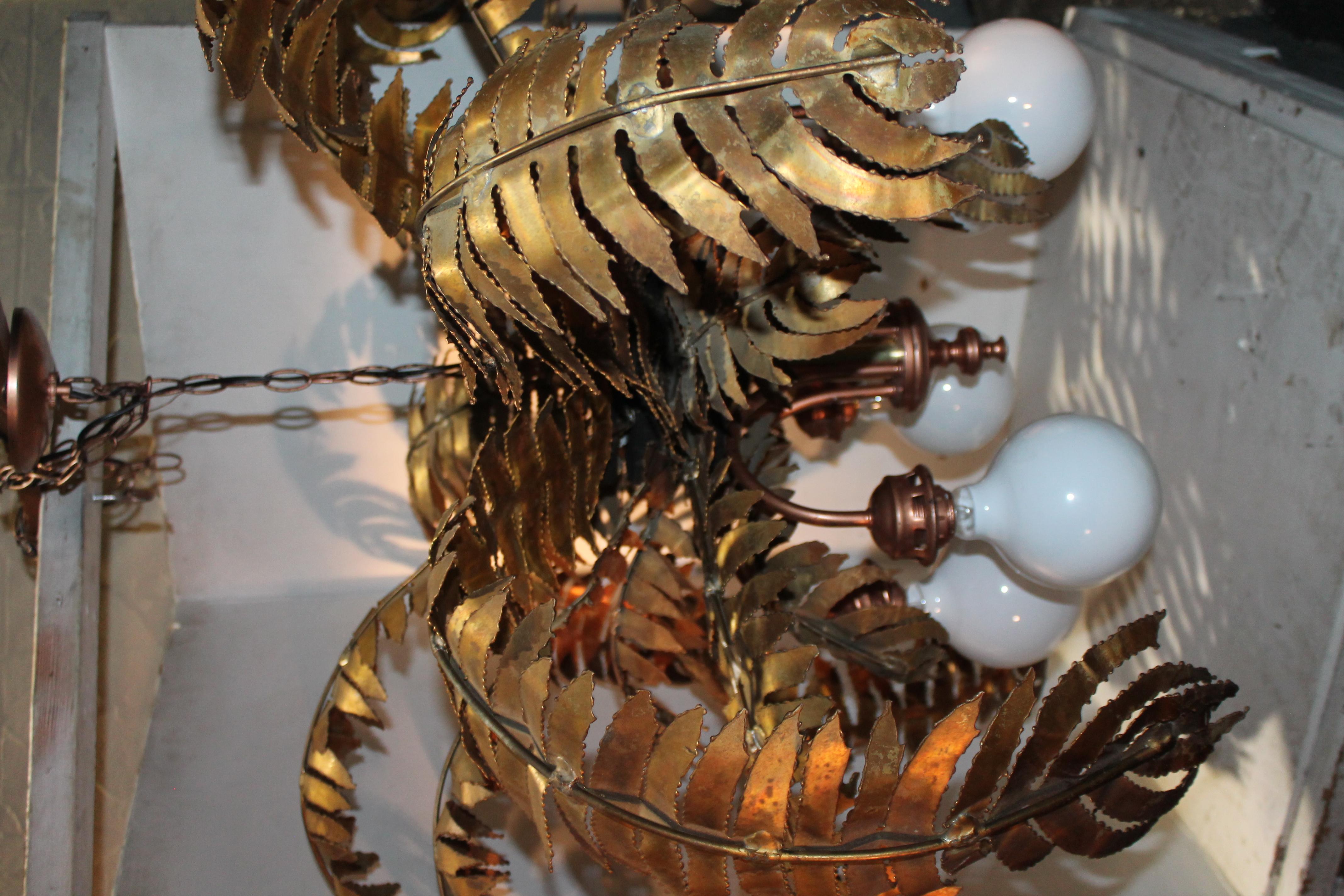 1970s French Mid Century Brutalist Brass Palm Chandelier Prov. Club Castel Paris For Sale 8