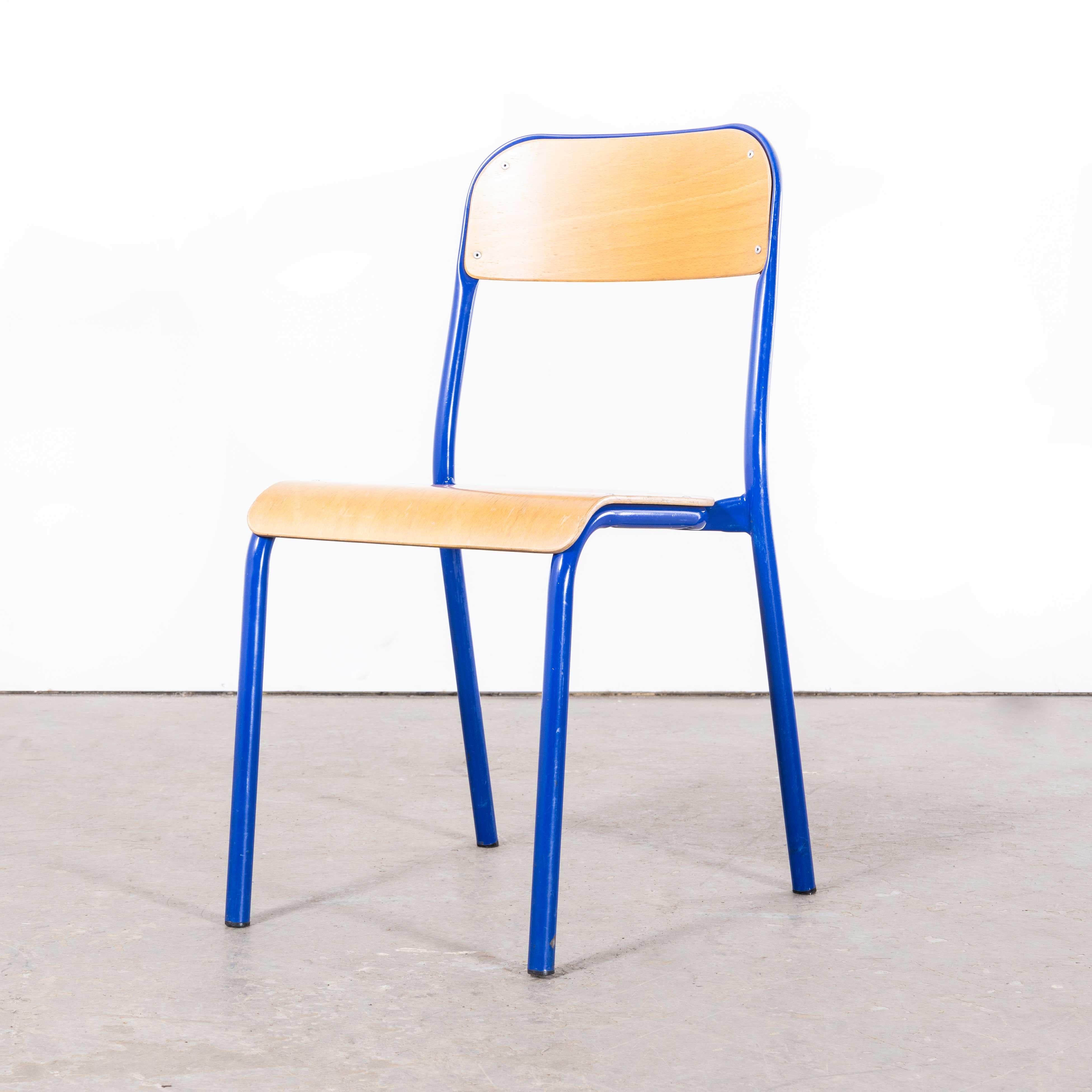 1970's French Mullca Stacking D Back Dining Chair - Blue - Set Of Six In Good Condition For Sale In Hook, Hampshire