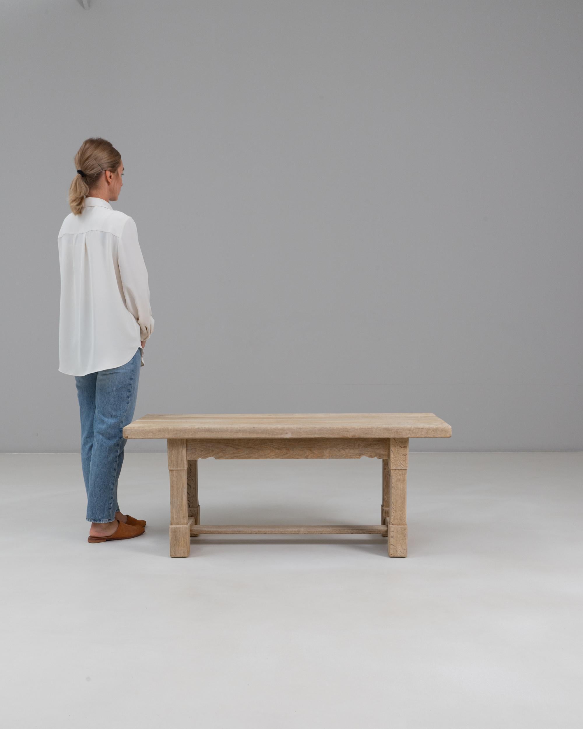 1970s French Oak Coffee Table In Good Condition For Sale In High Point, NC