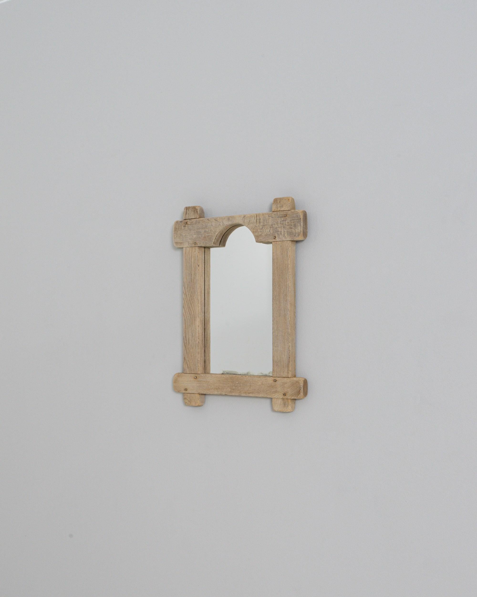 Specchio in Oak francese del 1970 In condizioni buone in vendita a High Point, NC