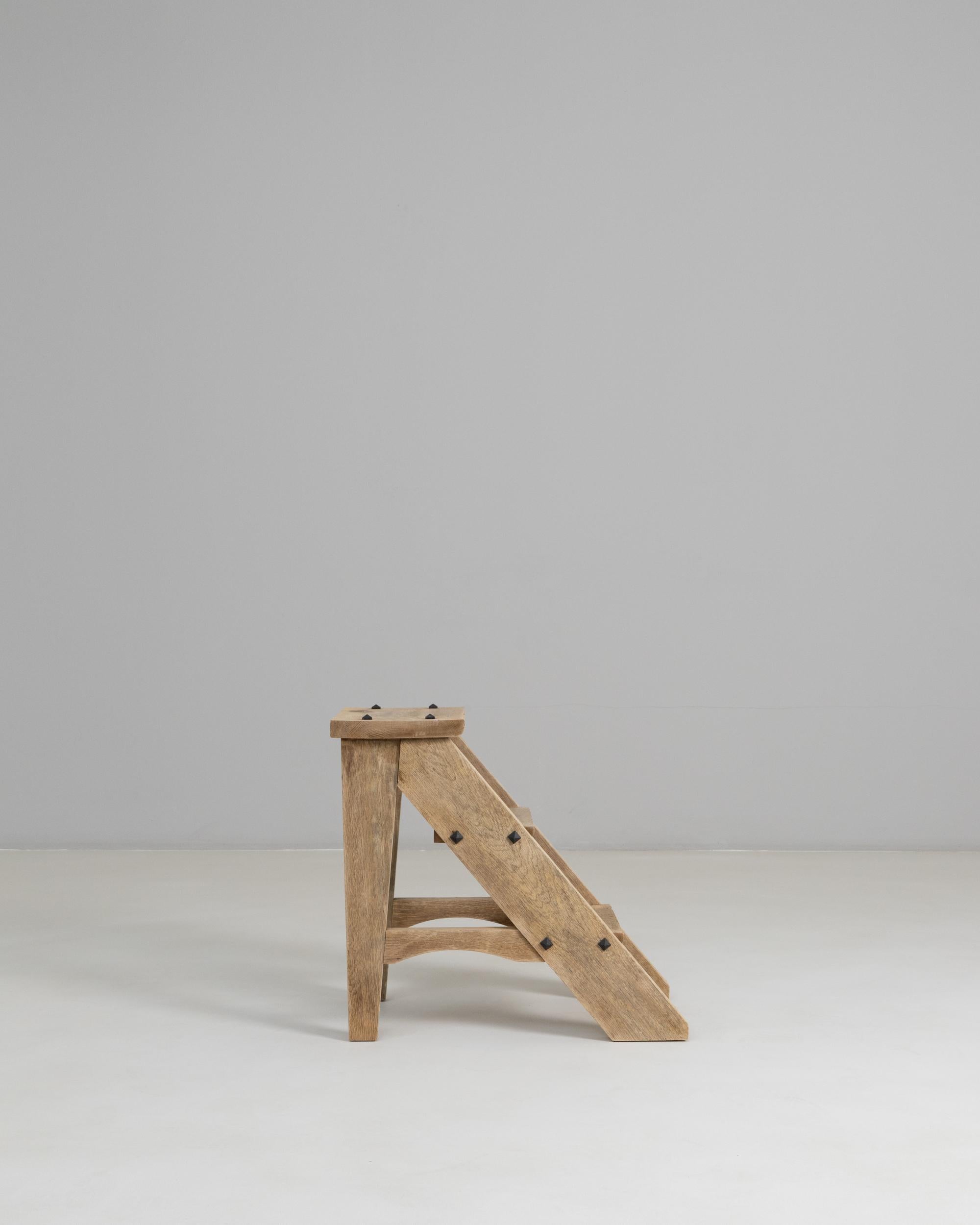 1970s French Oak Steps (20. Jahrhundert) im Angebot