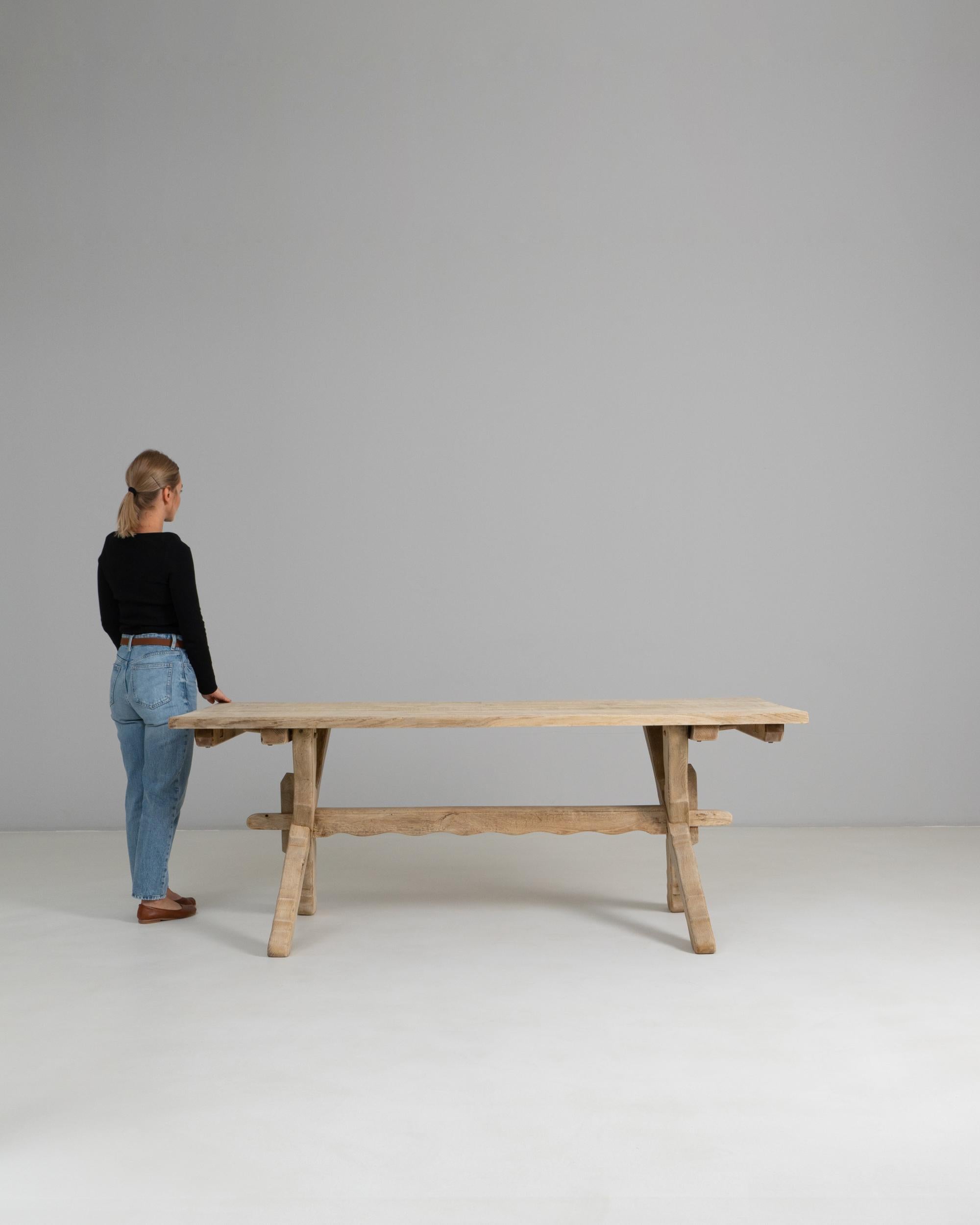 1970s French Oak Trestle Dining Table In Good Condition For Sale In High Point, NC