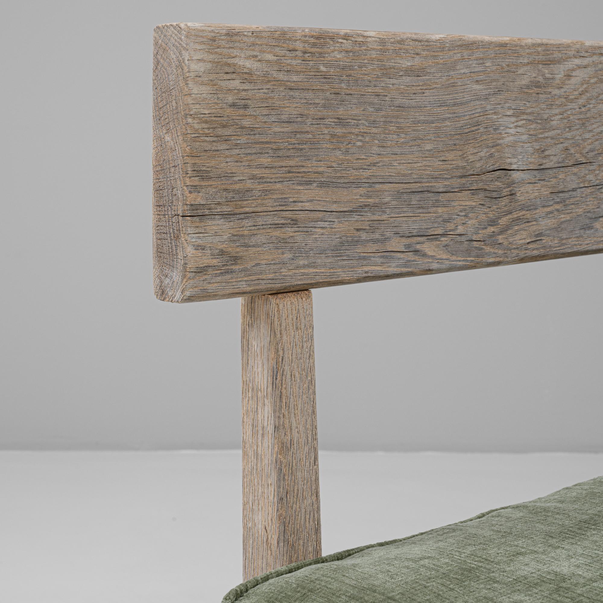 Coppia di sedie francesi degli anni '70 in Oak con cuscini imbottiti in vendita 6