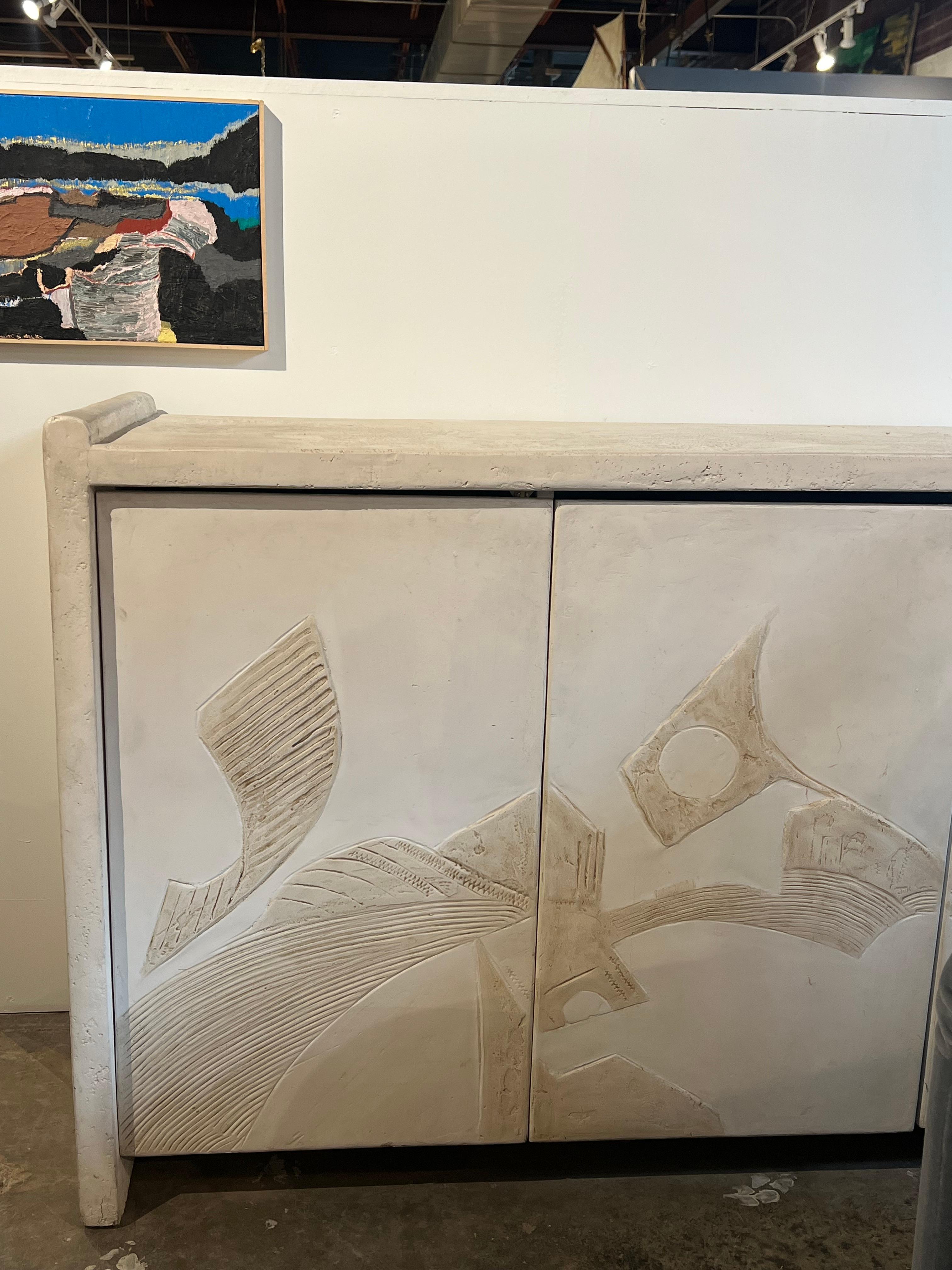 Mid-Century moderno Credenza francese in gesso degli anni '70
