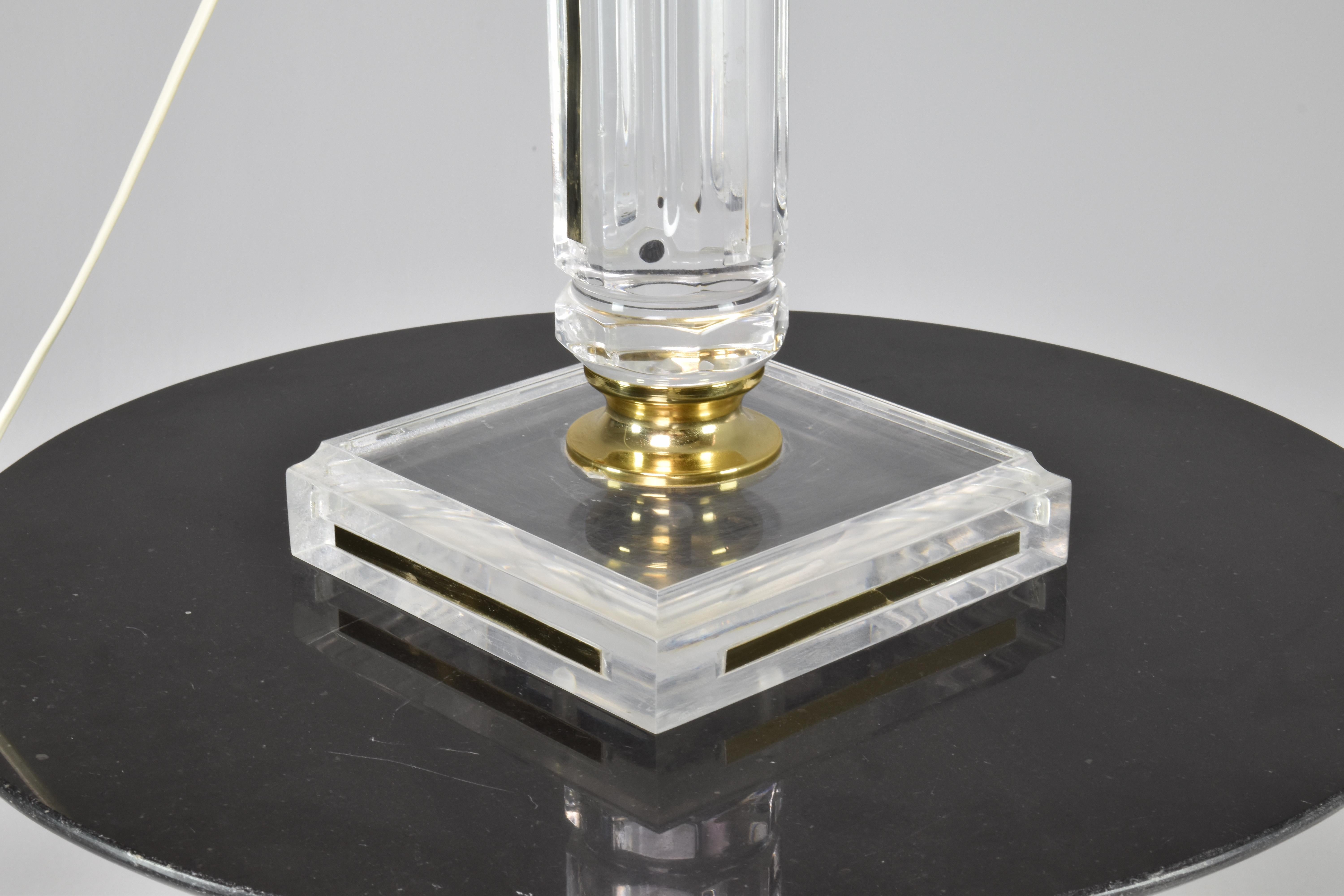 1970's French Plexiglass Table Lamp For Sale 2