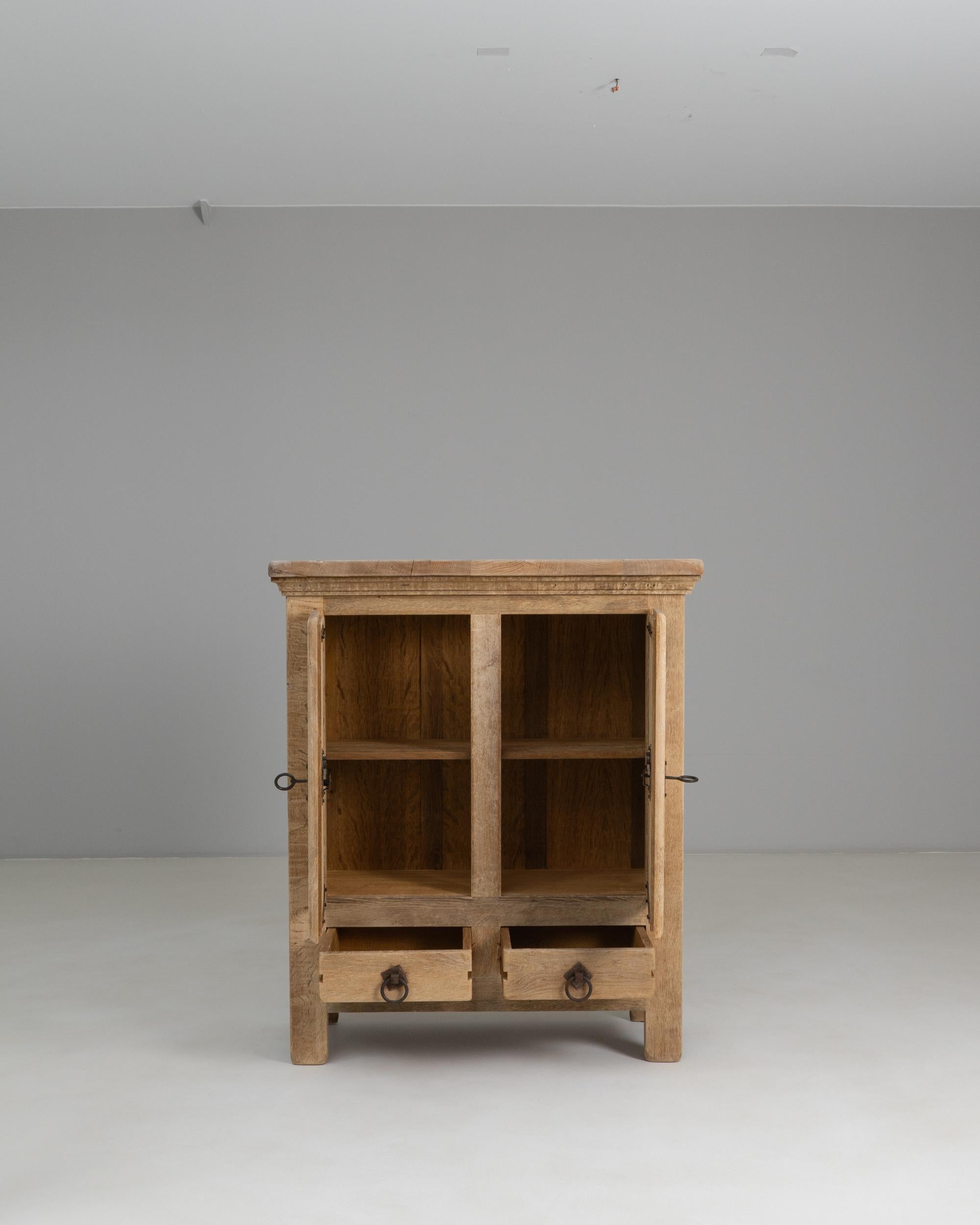 1970s French Primitive Oak Buffet With Iron Hardware In Good Condition For Sale In High Point, NC