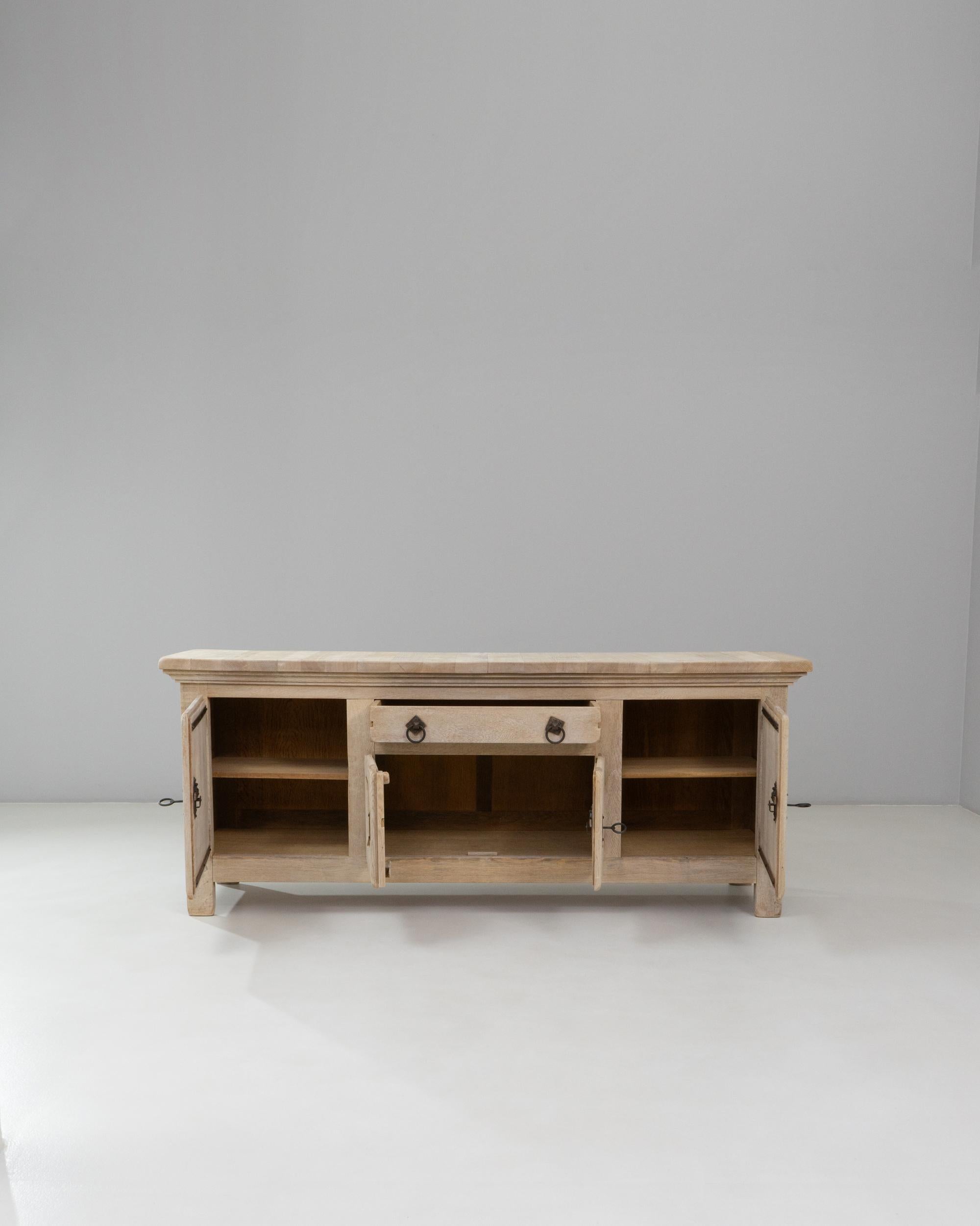 Primitivo 1970s French Primitive Oak Buffet With Iron Hardware in vendita