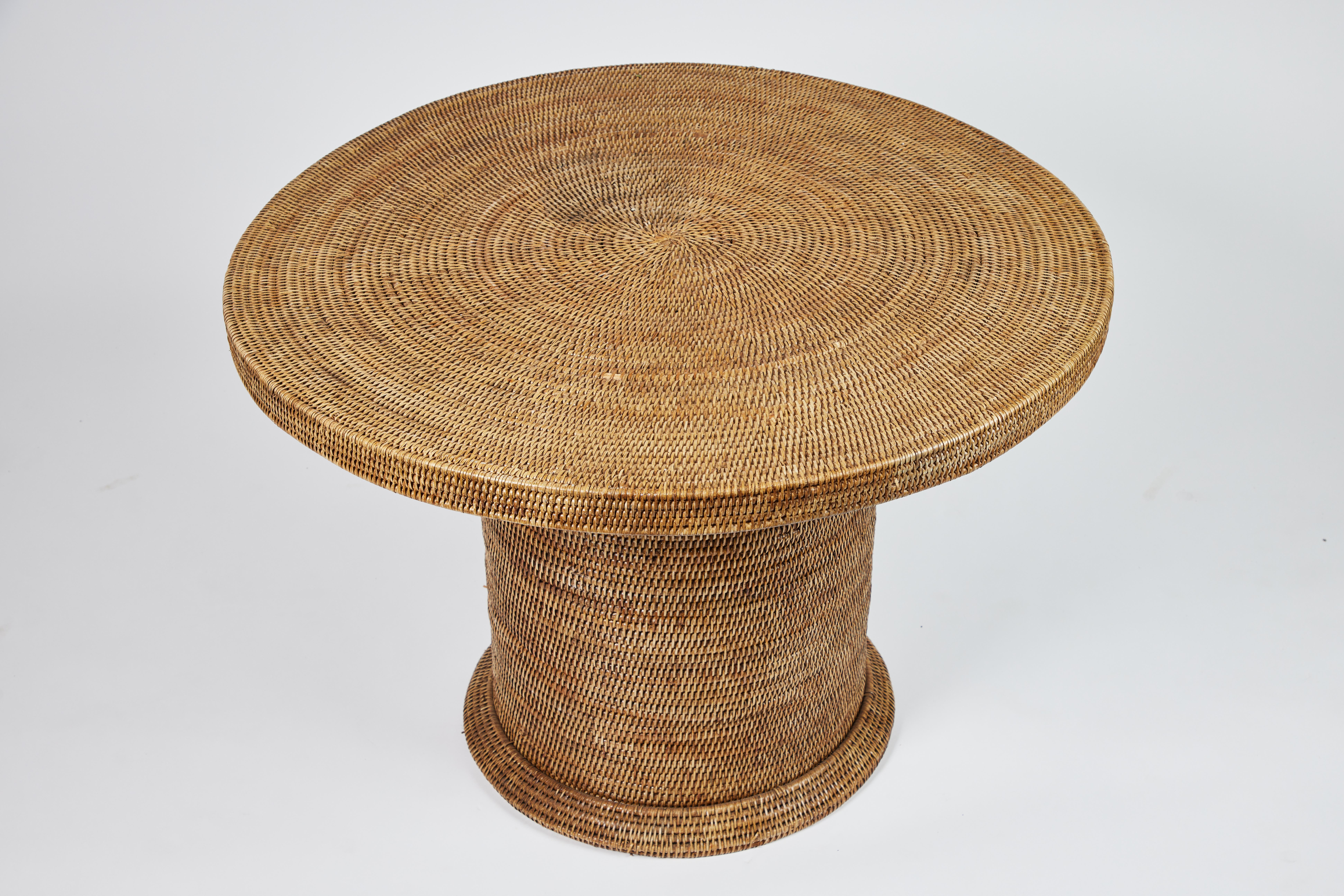Late 20th Century 1970s French Rattan Round Table