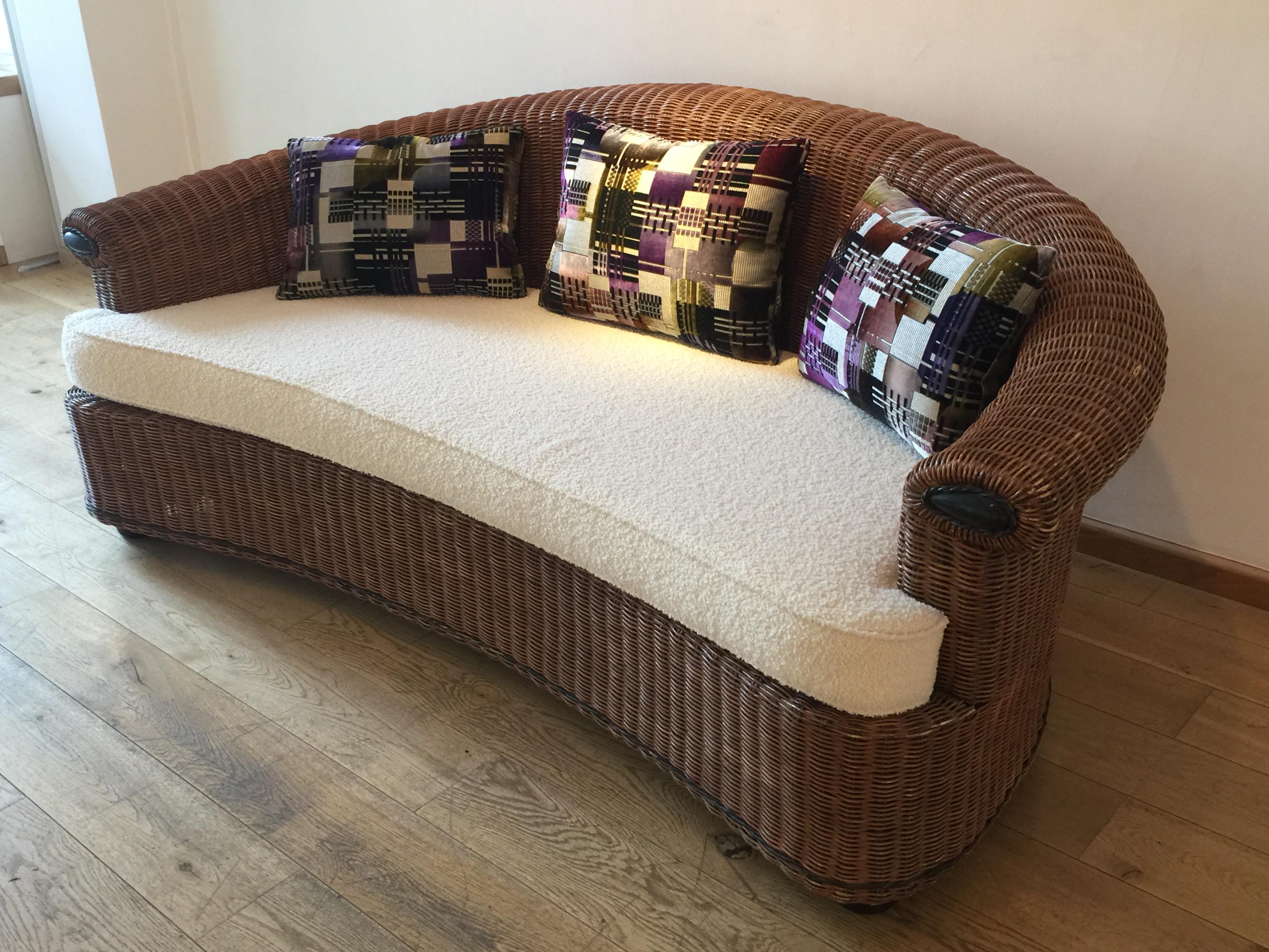 1970s French Rattan Sofa In Good Condition In London, GB