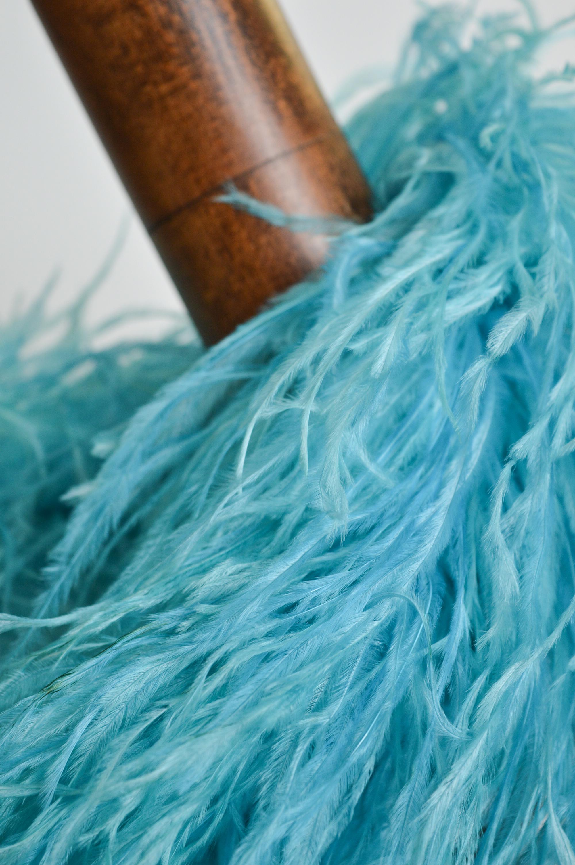 1970's French Sky Blue Ostrich Feather Boa Marabou Stole In Good Condition For Sale In Sheffield, GB