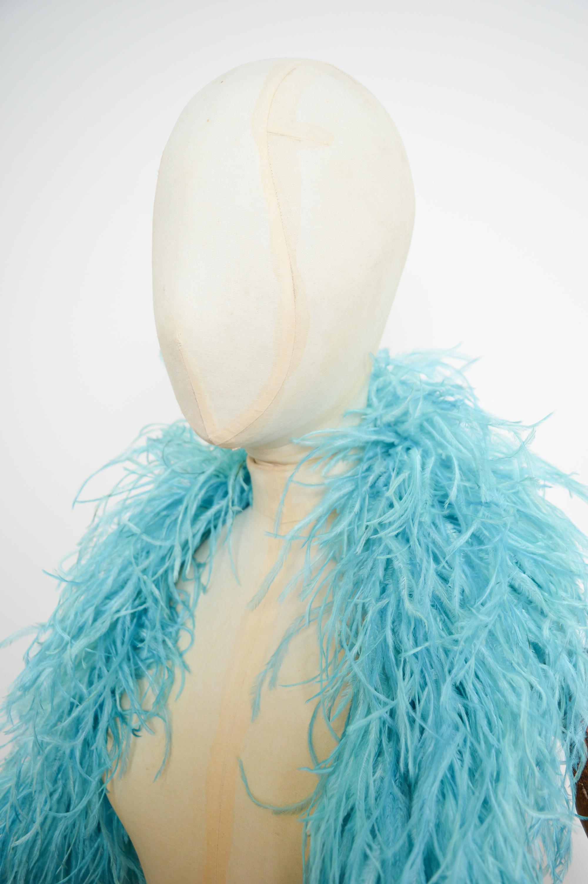 1970's French Sky Blue Ostrich Feather Boa Marabou Stole For Sale 3