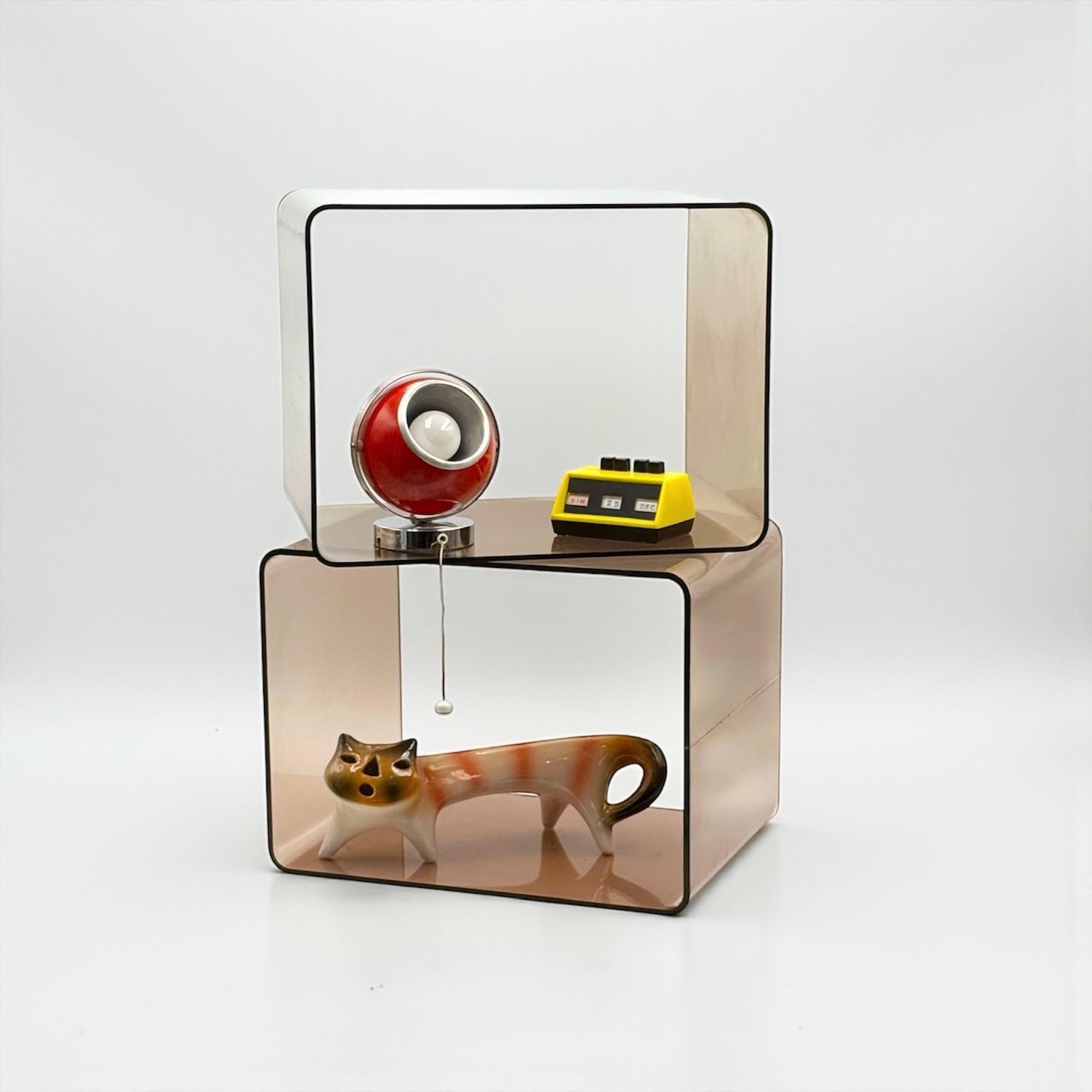 Piantane francesi anni '70 in plexiglass fumé Design/One In condizioni buone in vendita a San Benedetto Del Tronto, IT