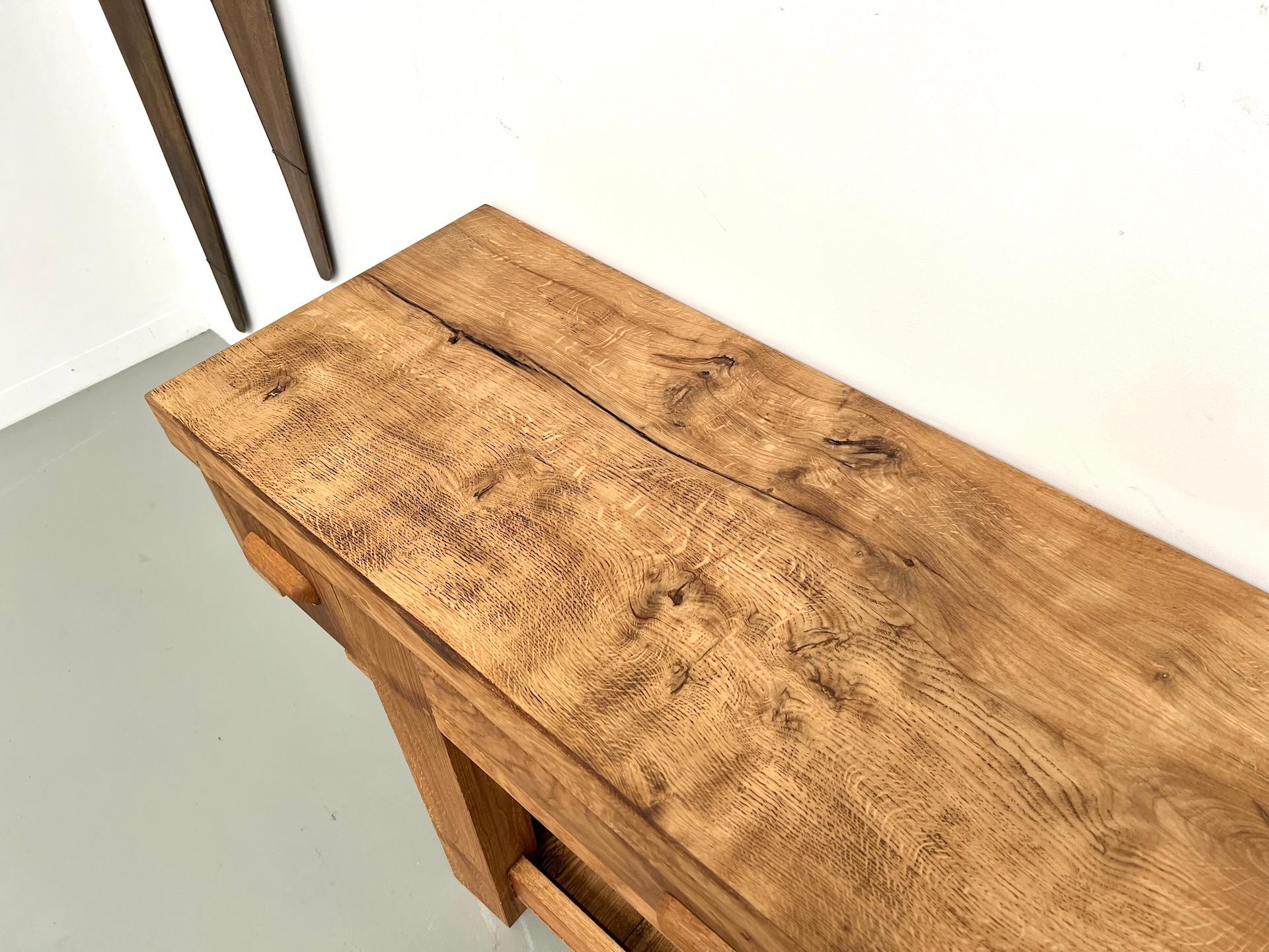 1970s french workbench, reimagined as a striking console (Französisch) im Angebot