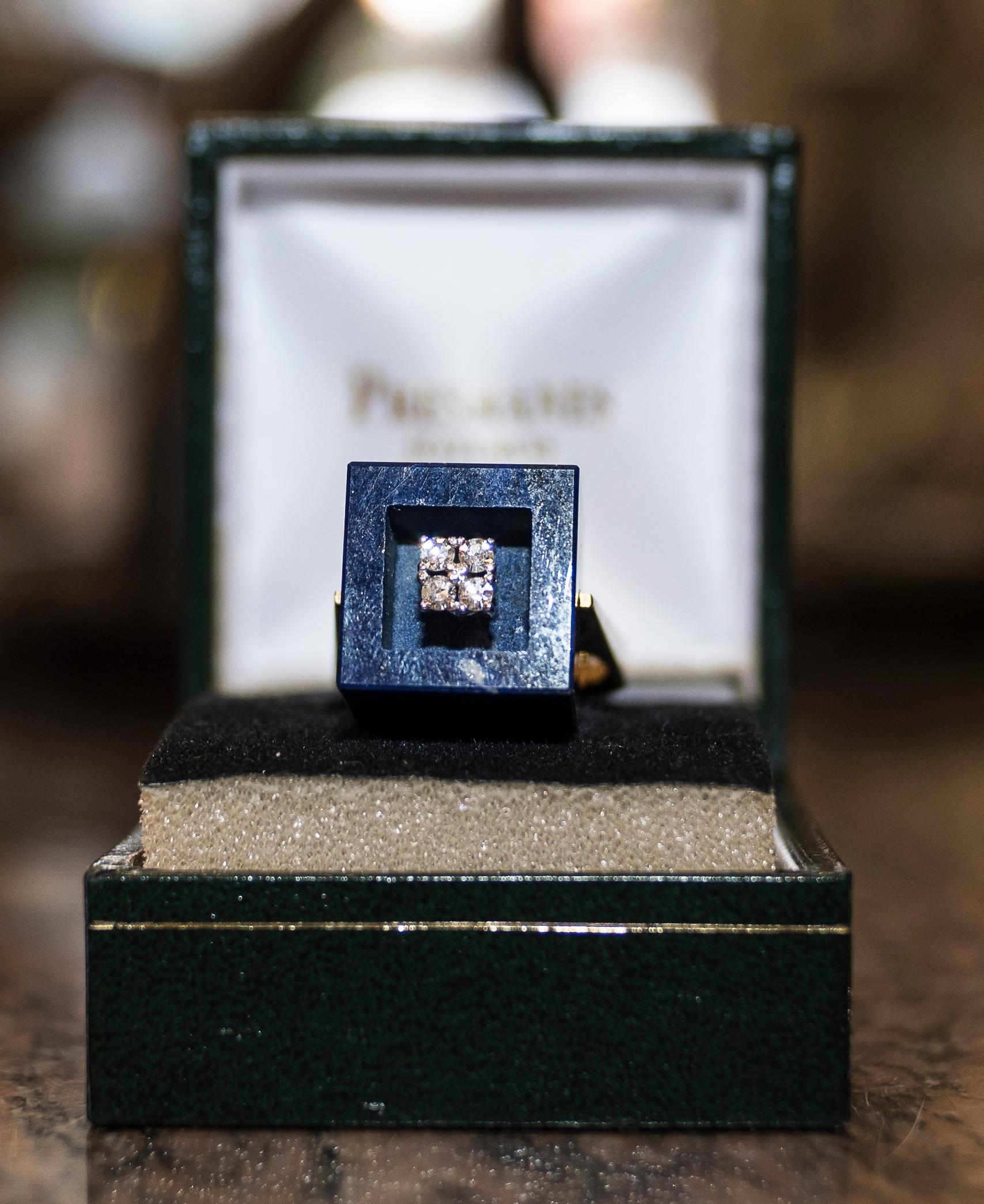 One of a kind, unique, exquisite and beautiful yellow gold ring with lapislazuli stone in cube shape and four diamonds embedded in the middle. French jewelry 1970s, with their contrasts.
In a perfect condition. It comes from a private French