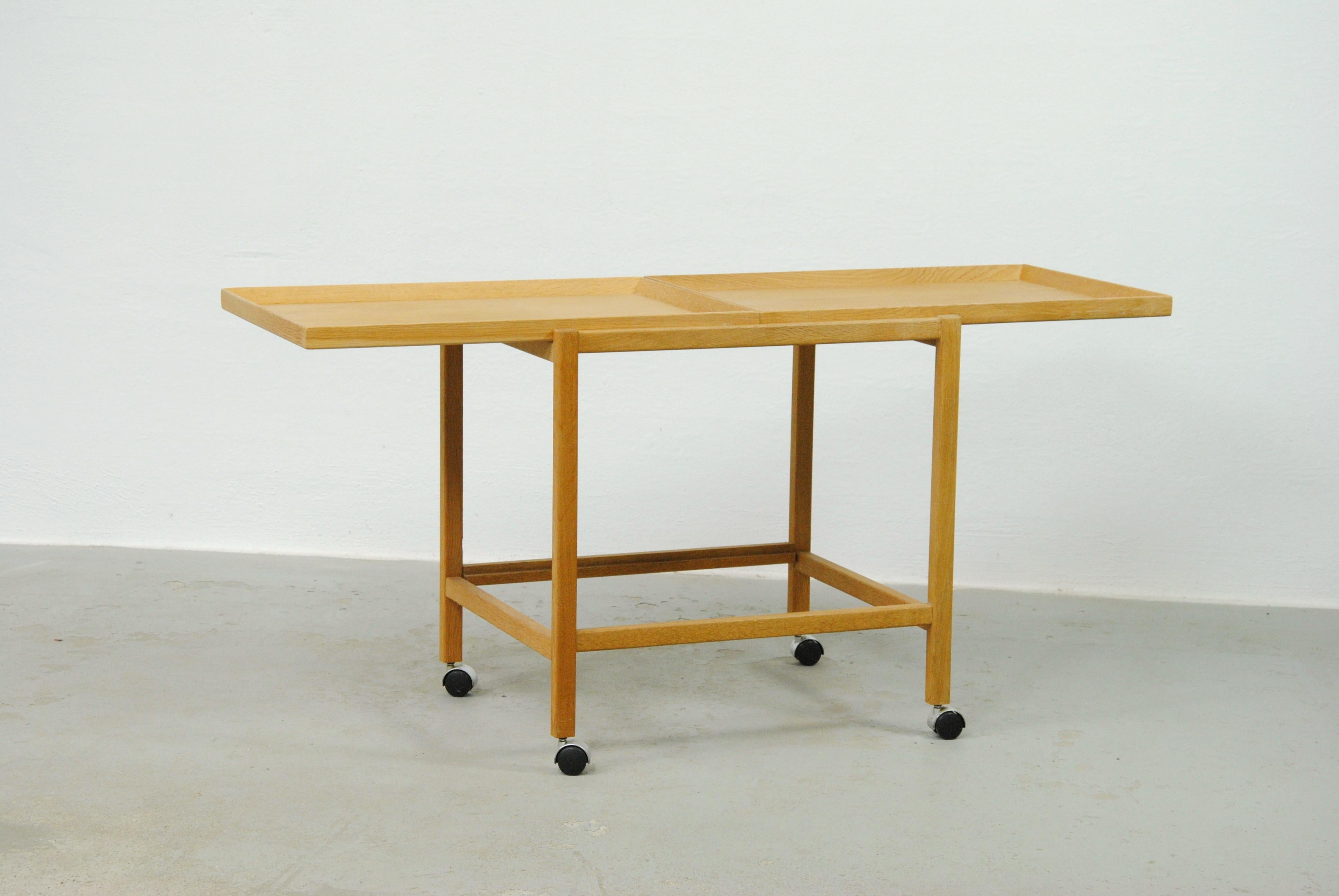 1970's Fully restored Danish Multi Functional Modular Oak Bar Table  For Sale 1