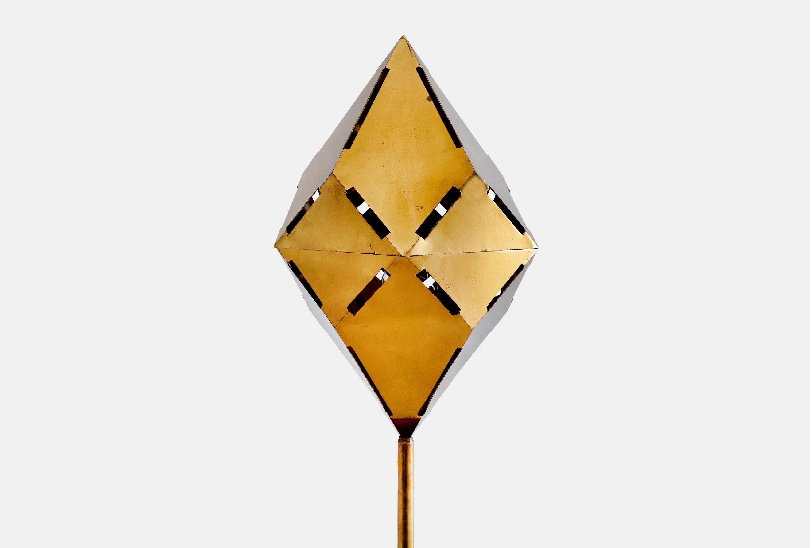 1970 Gabriella Crespi Caleidoscopio Lámpara de mesa de latón dorado Italiana en venta 2