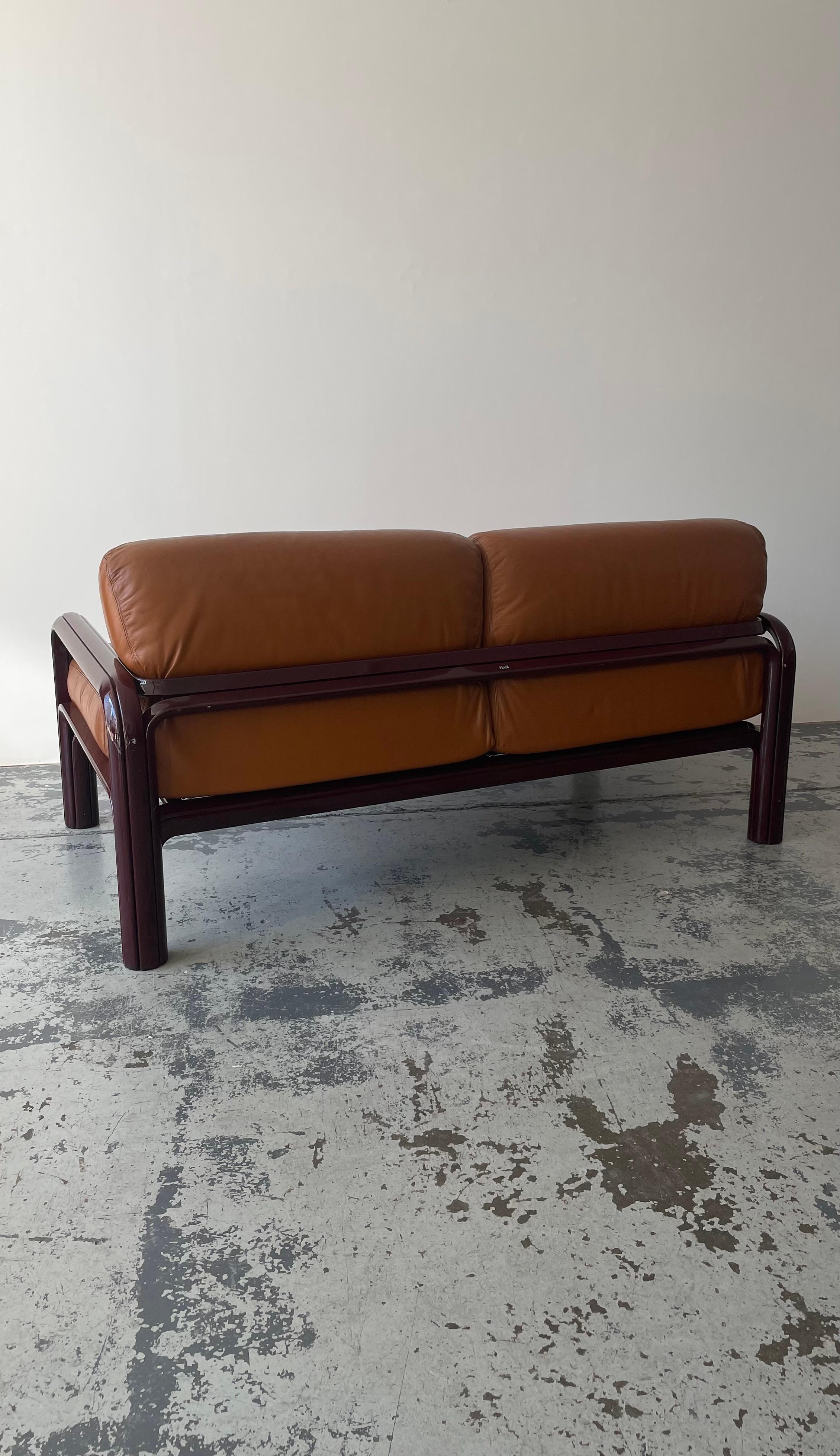 1970s Gae Aulenti 2 Seaters Sofa for Knoll International For Sale 2