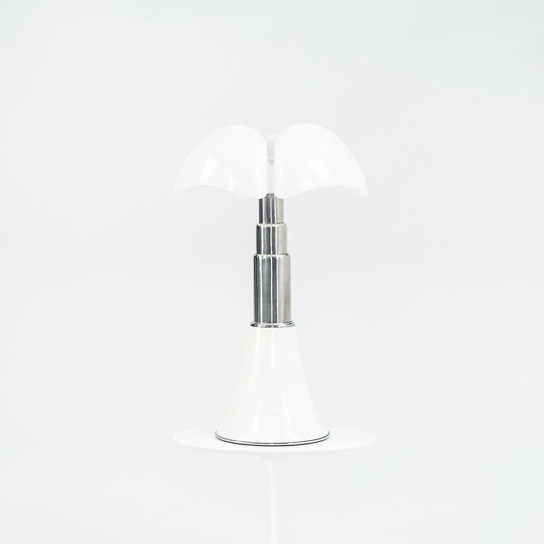 1970s Gae Aulenti Pipistrello Table Lamp for Martinelli Luce of Italy For Sale 3