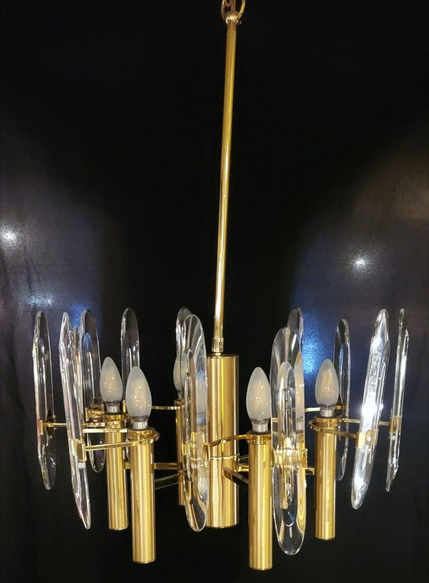 1970s Gaetano Sciolari Brass & Crystal Glass Chandelier For Sale 2