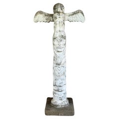 Arte de jardín de los años 70 - Estatua de jardín - Tótem de hormigón con tema indio - 75 pulgadas de alto