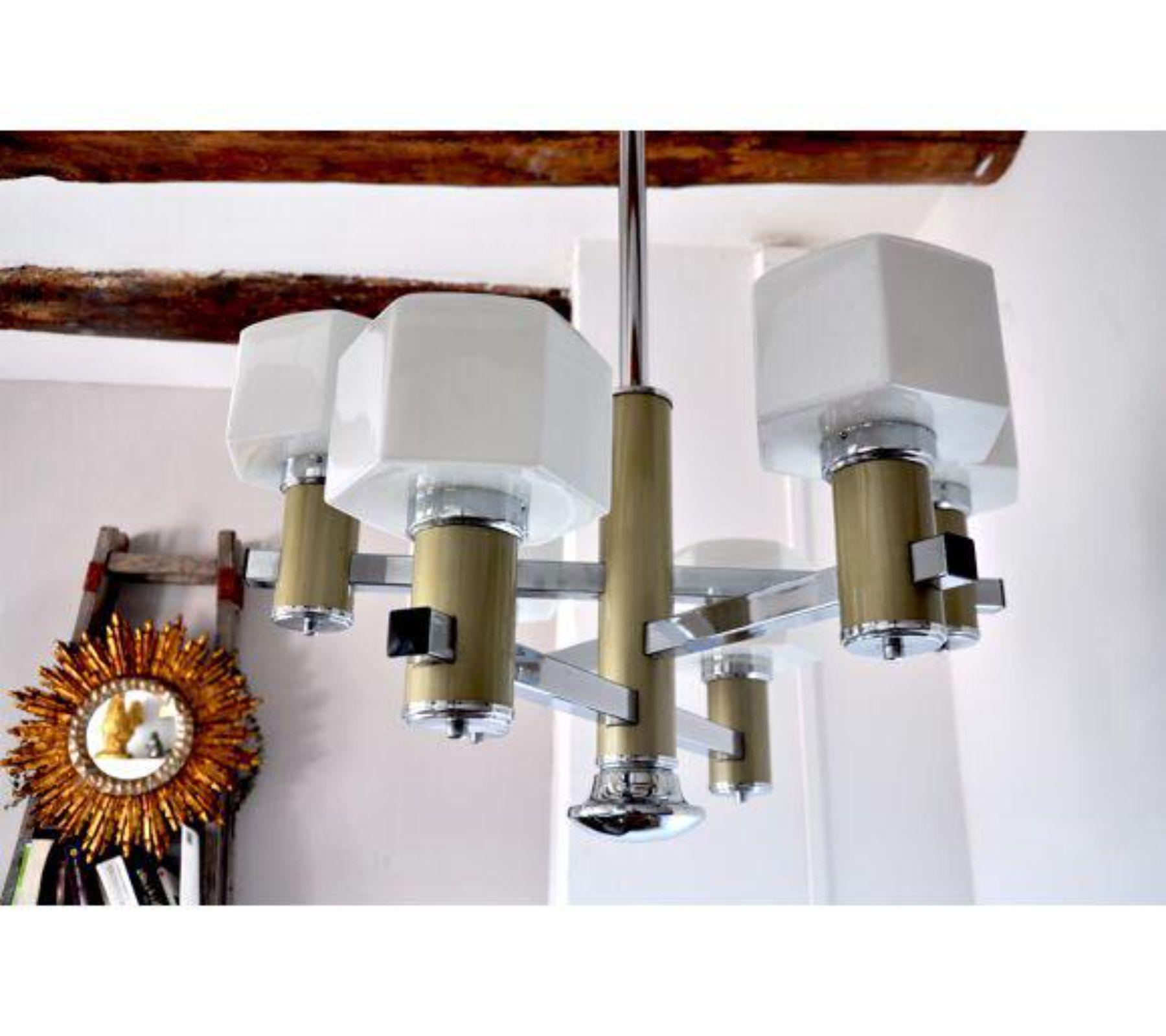 Lustre en verre opalin Gateano Sciolari des années 1970, Italie Bon état - En vente à BARCELONA, ES