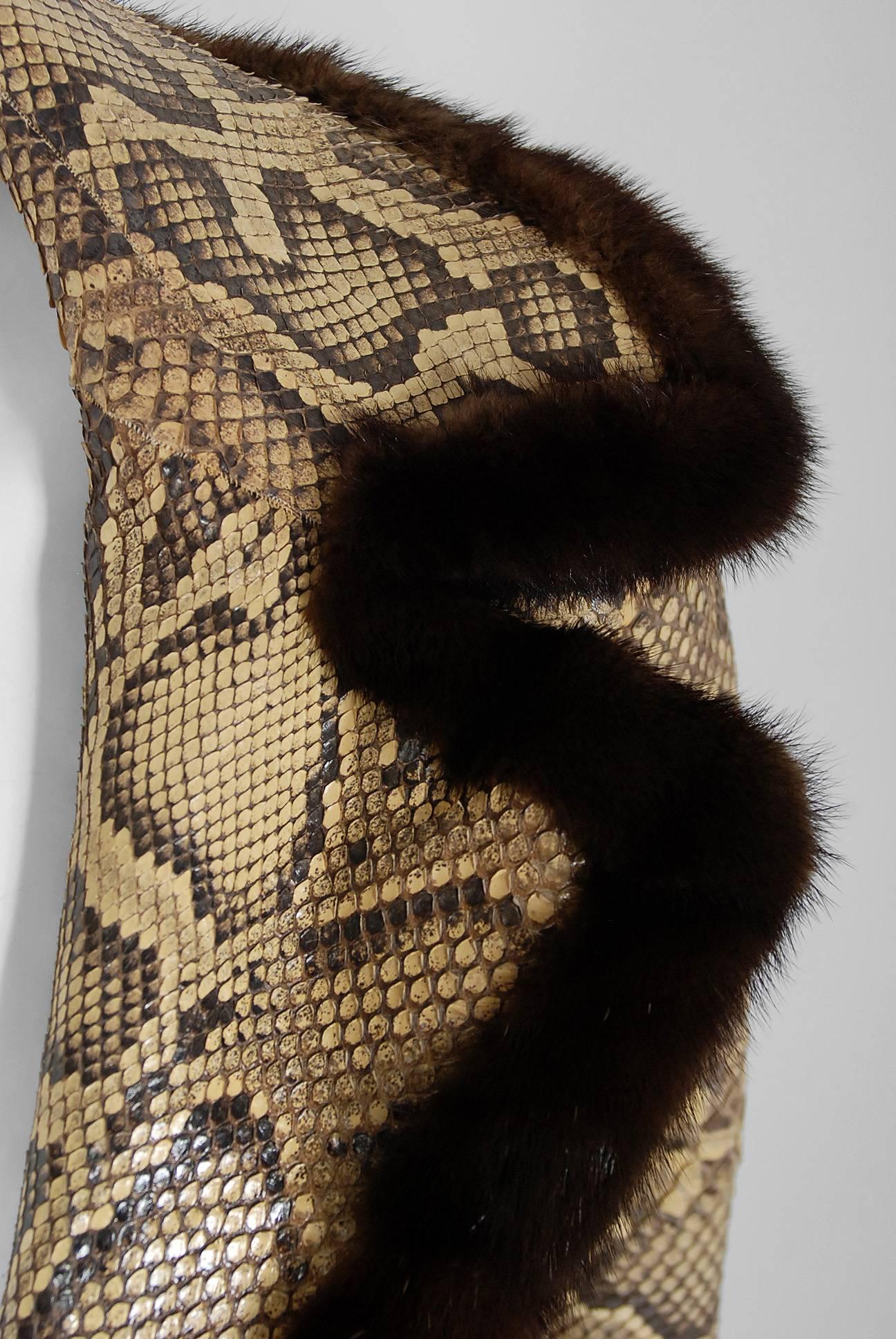 1970's Genuine Python Snakeskin & Mink Fur Portrait Collar Princess Coat Jacket In Excellent Condition In Beverly Hills, CA