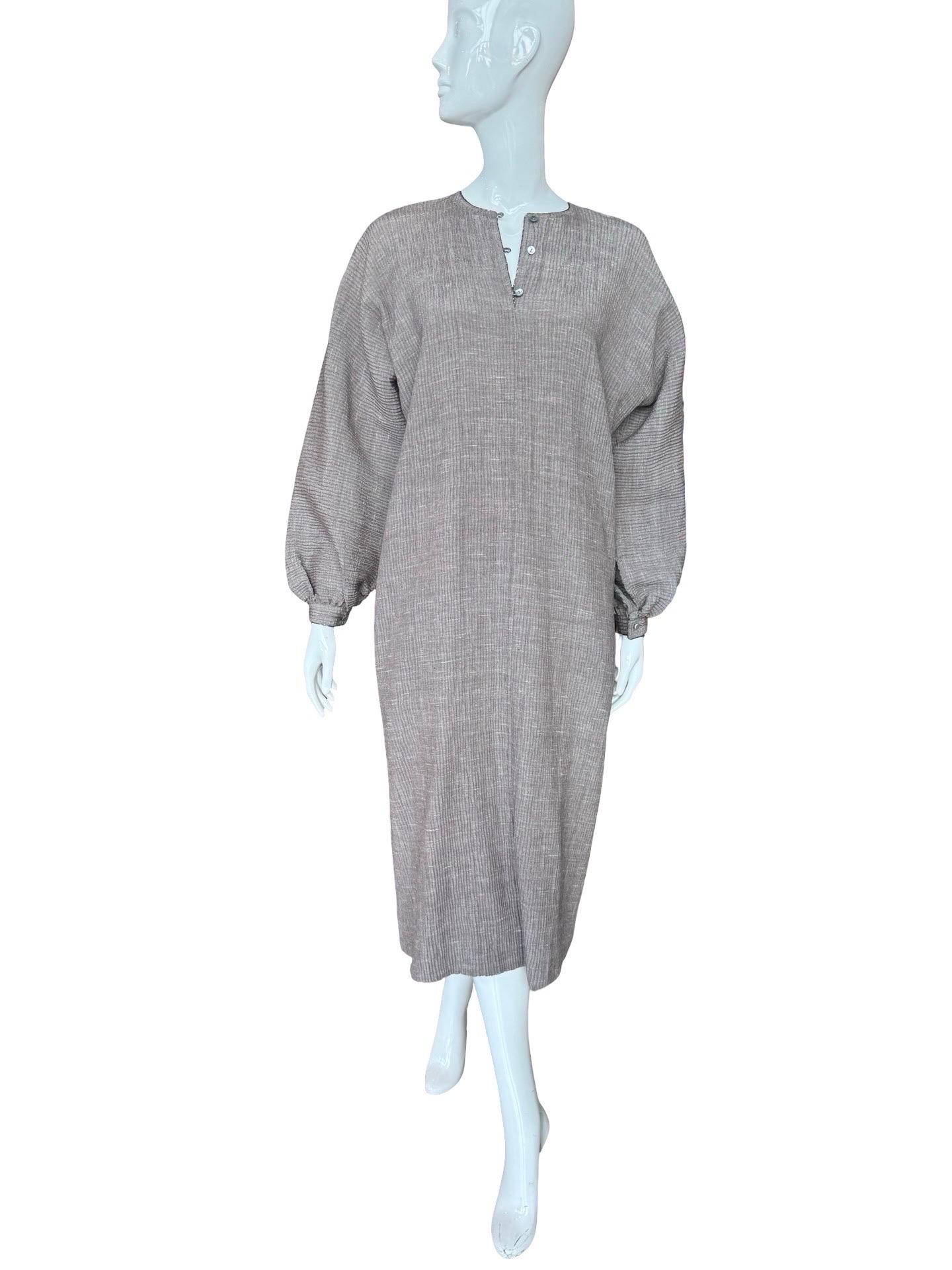 Gray 1970s Geoffrey Beene Crinkle Caftan For Sale
