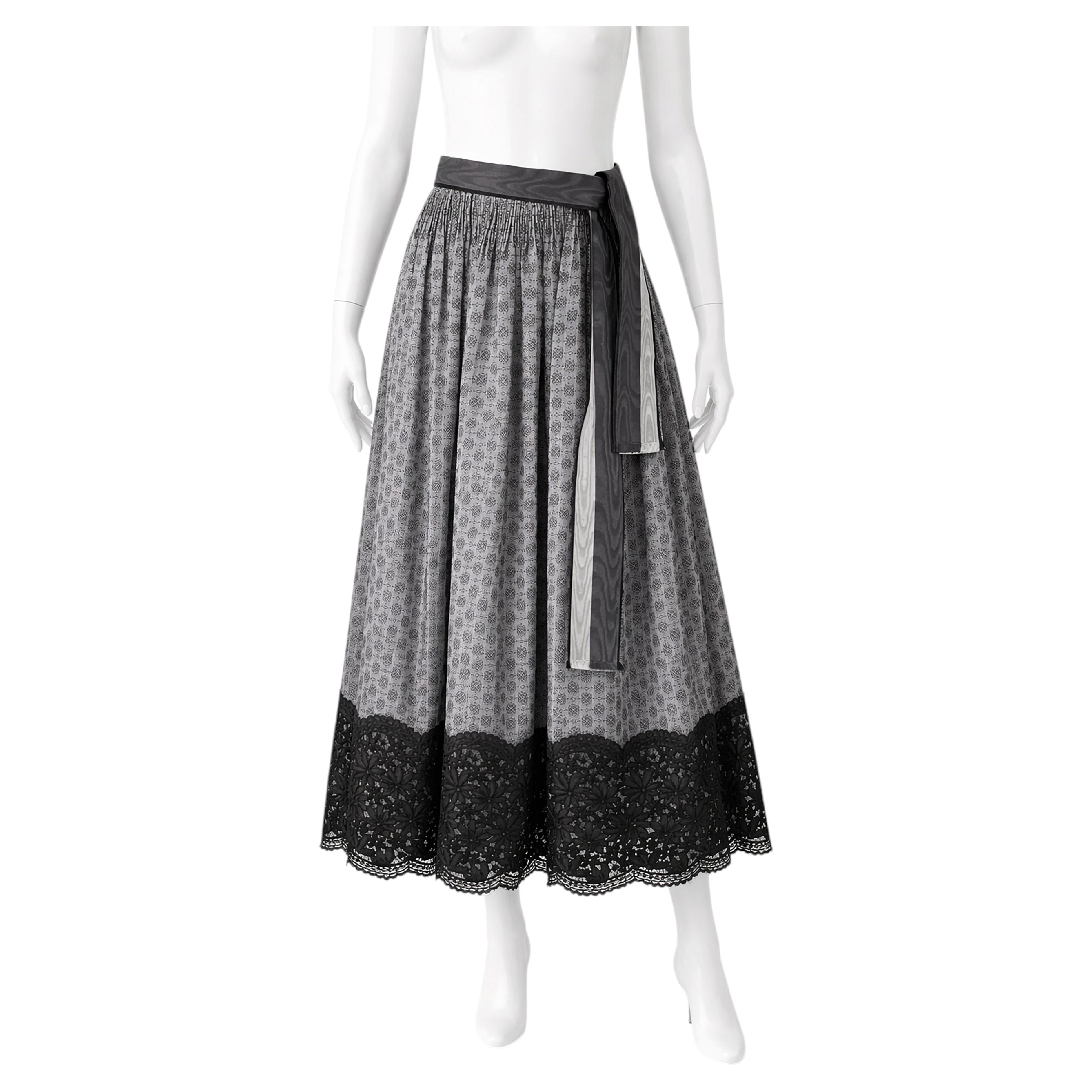 1970s Geoffrey Beene Silk-Blend Taffeta Peasant Skirt Size 4