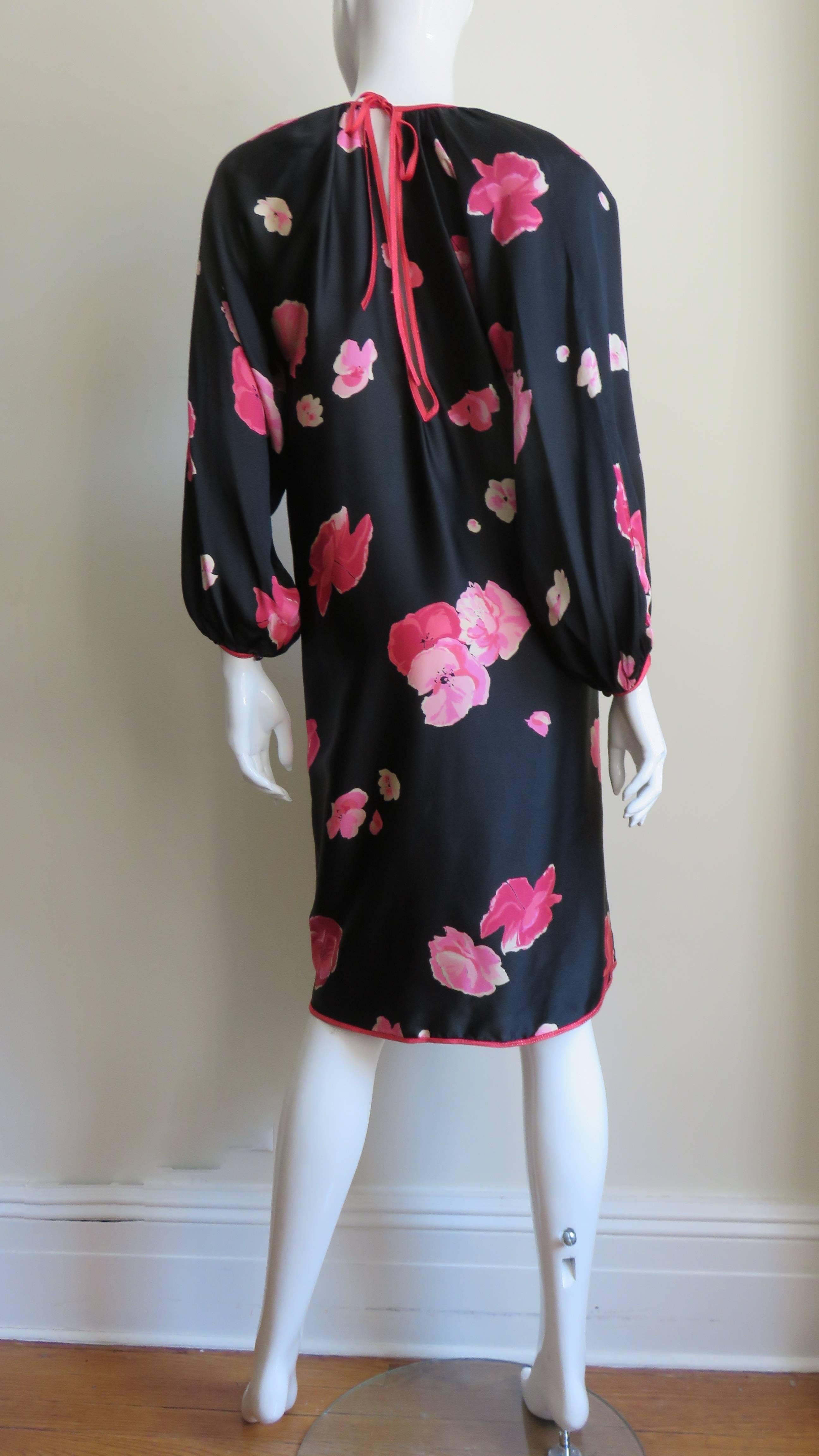  Geoffrey Beene Flower Silk Dress 1970s For Sale 8