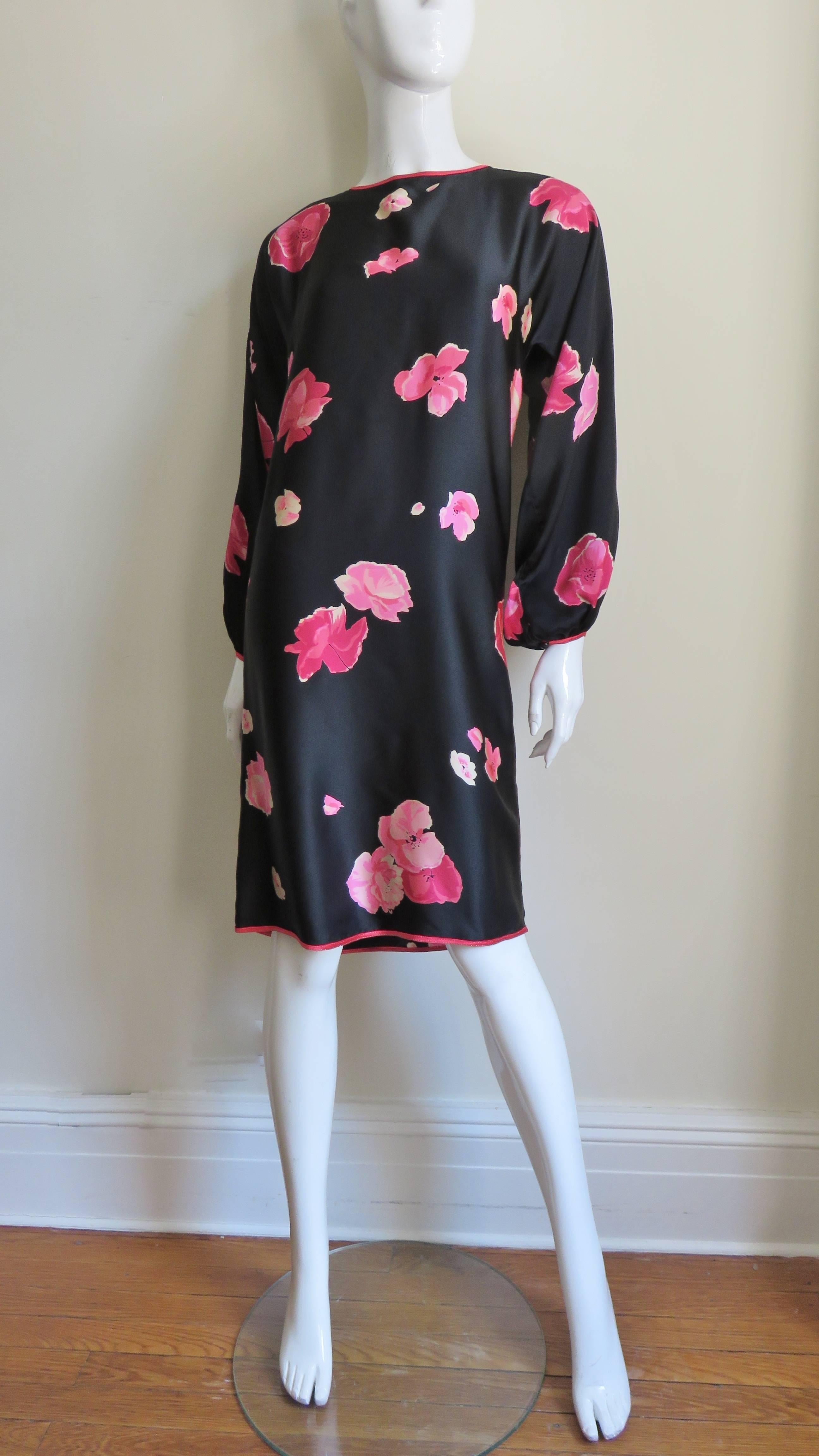  Geoffrey Beene Flower Silk Dress 1970s For Sale 2