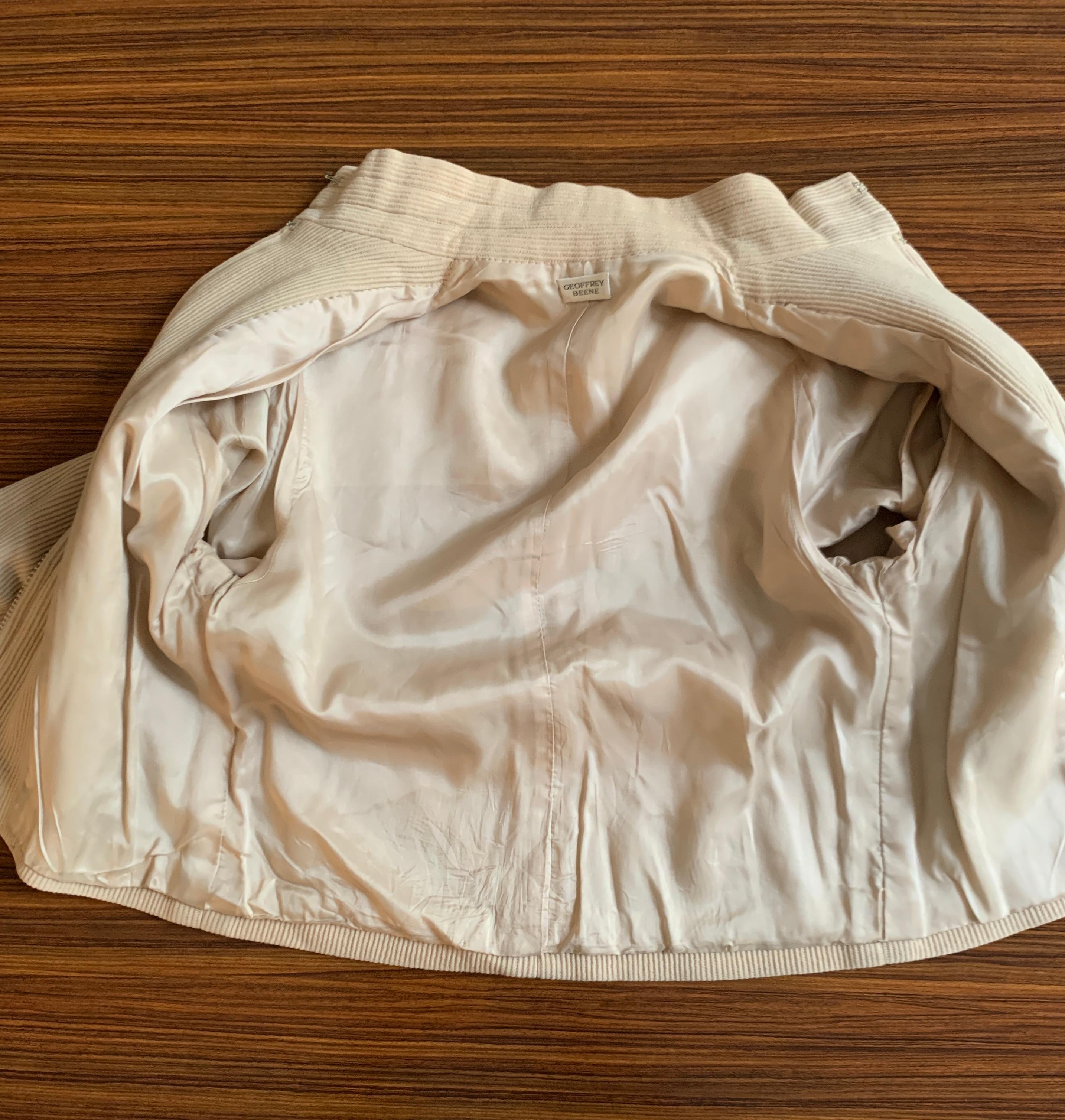 Women's 1970s Geoffrey Beene Tan Rib Knit Zip Front Jacket  For Sale