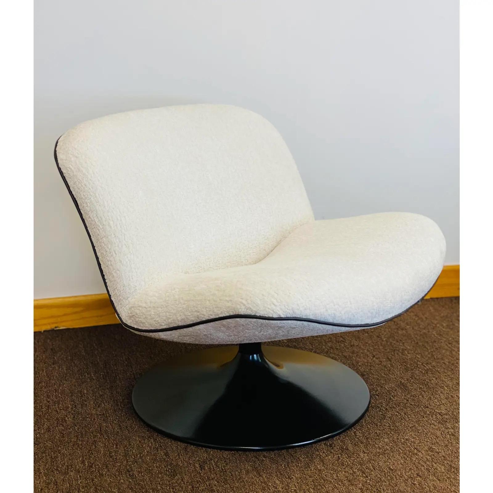 Fabric 1970s Geoffrey Harcourt for Artifort 508 Swivel Lounge Chair
