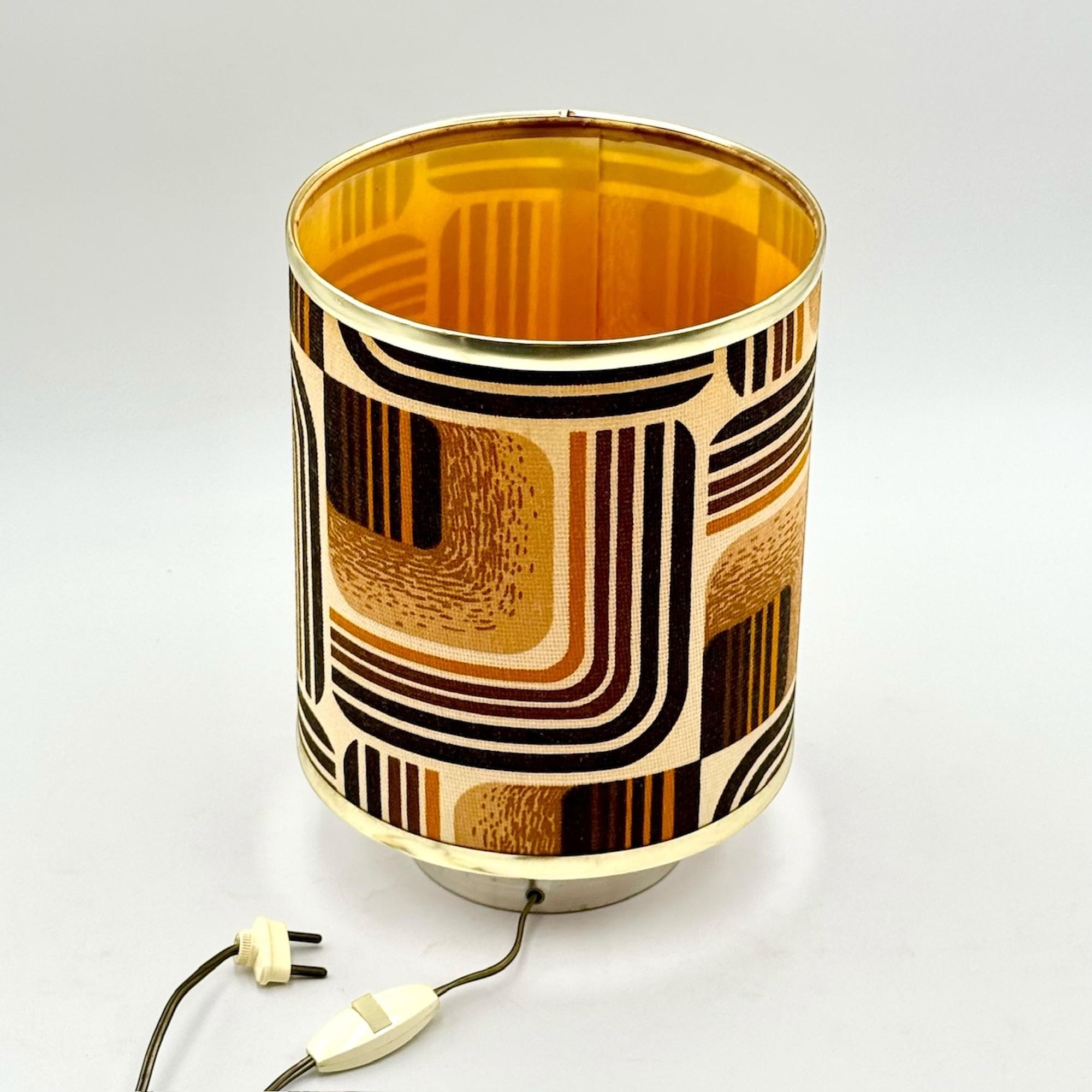 Italian 1970s Geometric Fabric Table Lamp with Satin Metal Base For Sale