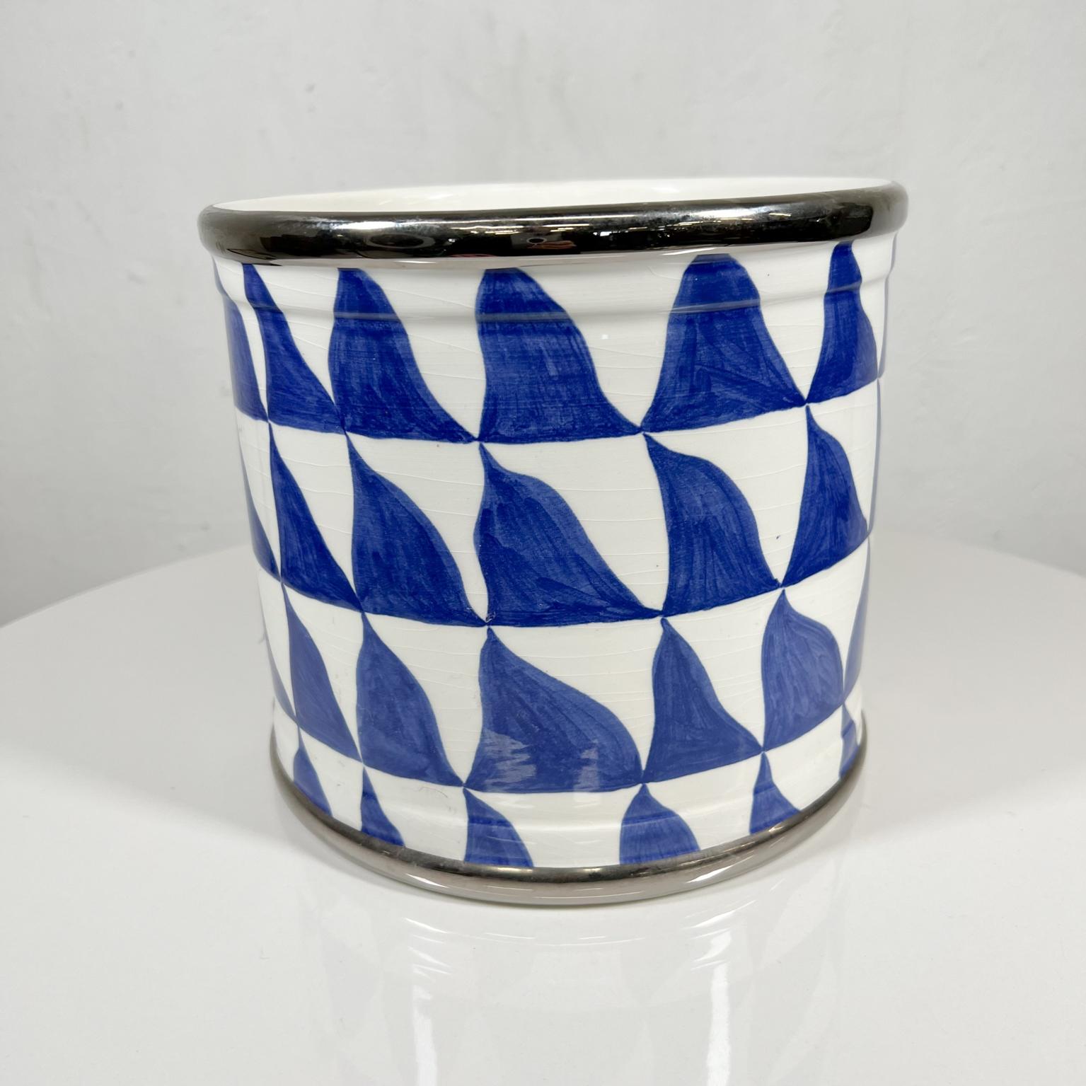 1970s Geometric Planter Pot by Tiffany & Co Este Ceramiche, Italy In Good Condition In Chula Vista, CA