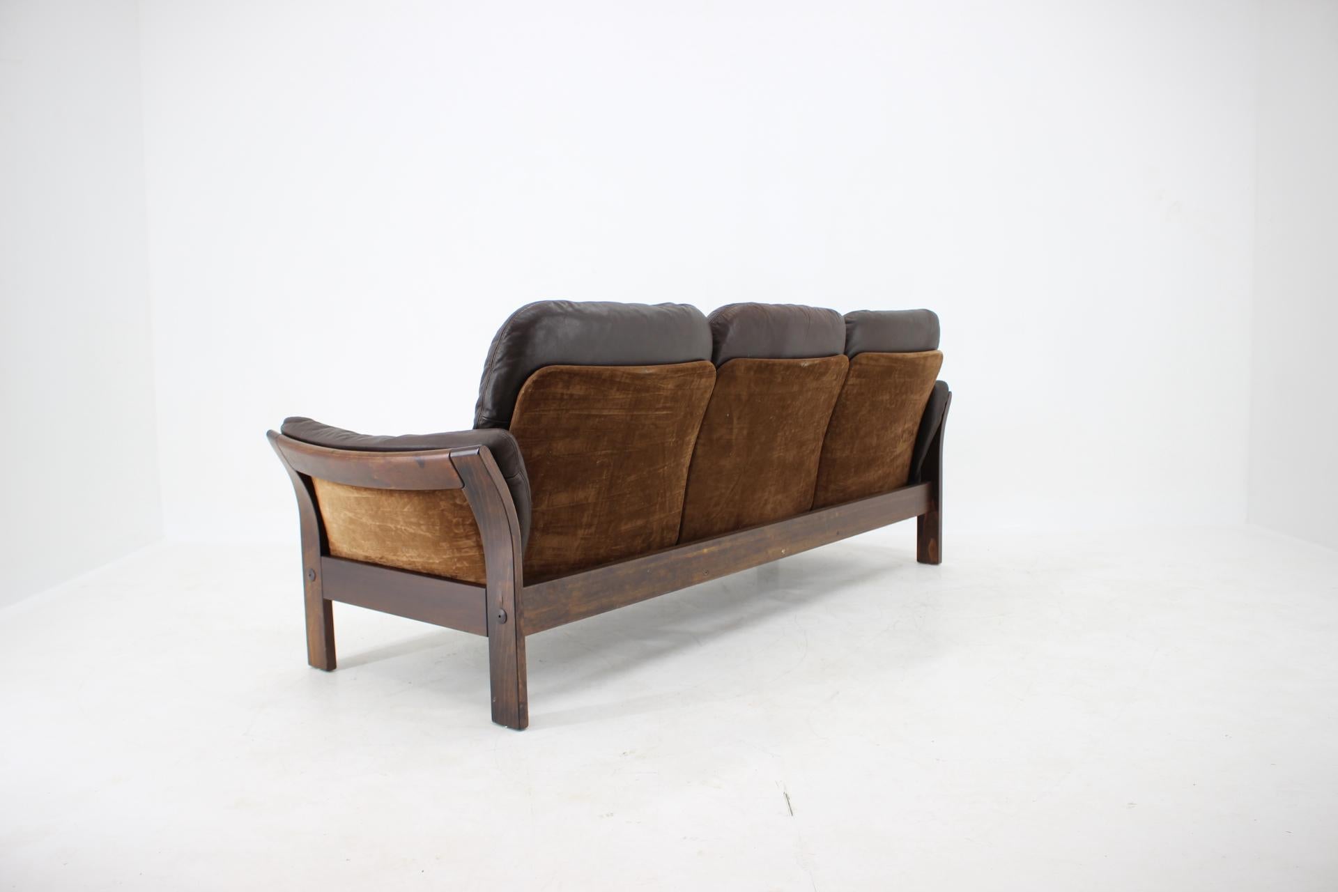 Late 20th Century 1970s Georg Thams 3-Seat Sofa in Dark Brown Leather, Denmark