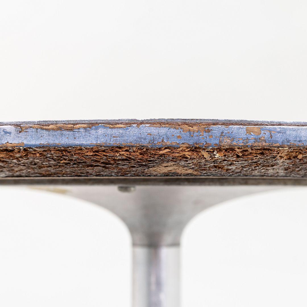 1970s George Nelson for Herman Miller Pedestal Side Table with Aluminum Base (Ende des 20. Jahrhunderts) im Angebot