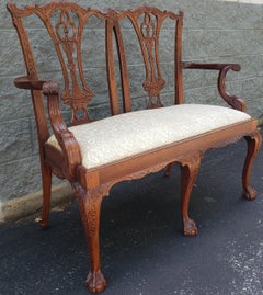 Georgianisches, handgeschnitztes, georgianisches Chippendale-Polstermöbel-Sessel aus Mahagoni, 1970er Jahre